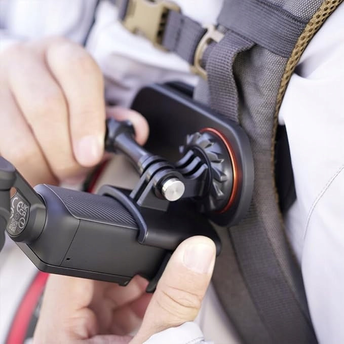 Swivel backpack clip mount compatible with DJI Osmo Pocket 3 Manufacturer code SKU:C053