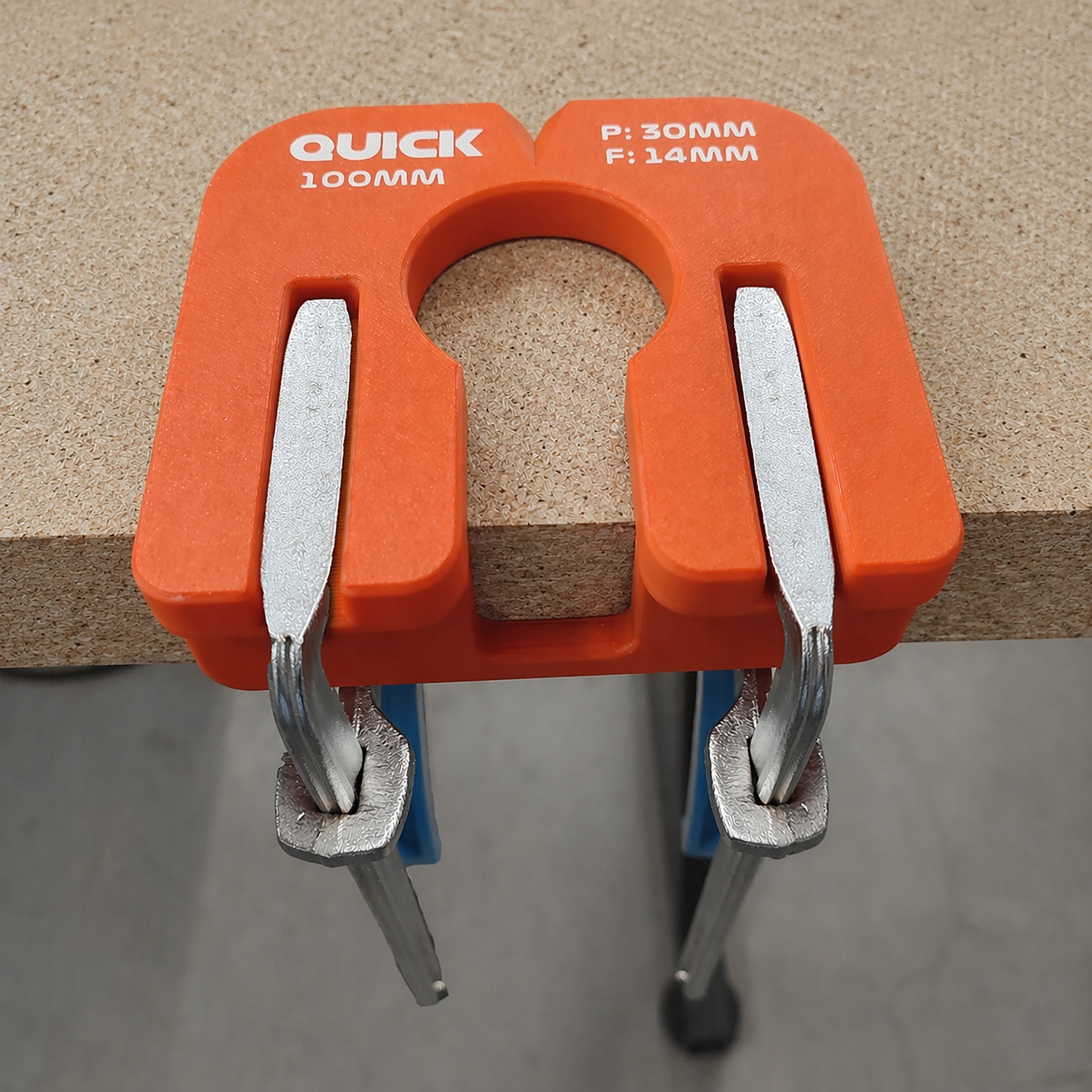 TEMPLATE FOR FURNITURE CONNECTOR QUICK 100MM CUTTER 14MM Manufacturer code szablon quick 100