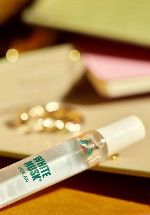THE BODY SHOP White Musk Perfume Oil Roll-On Perfume in Ball Oil Brand The Body Shop