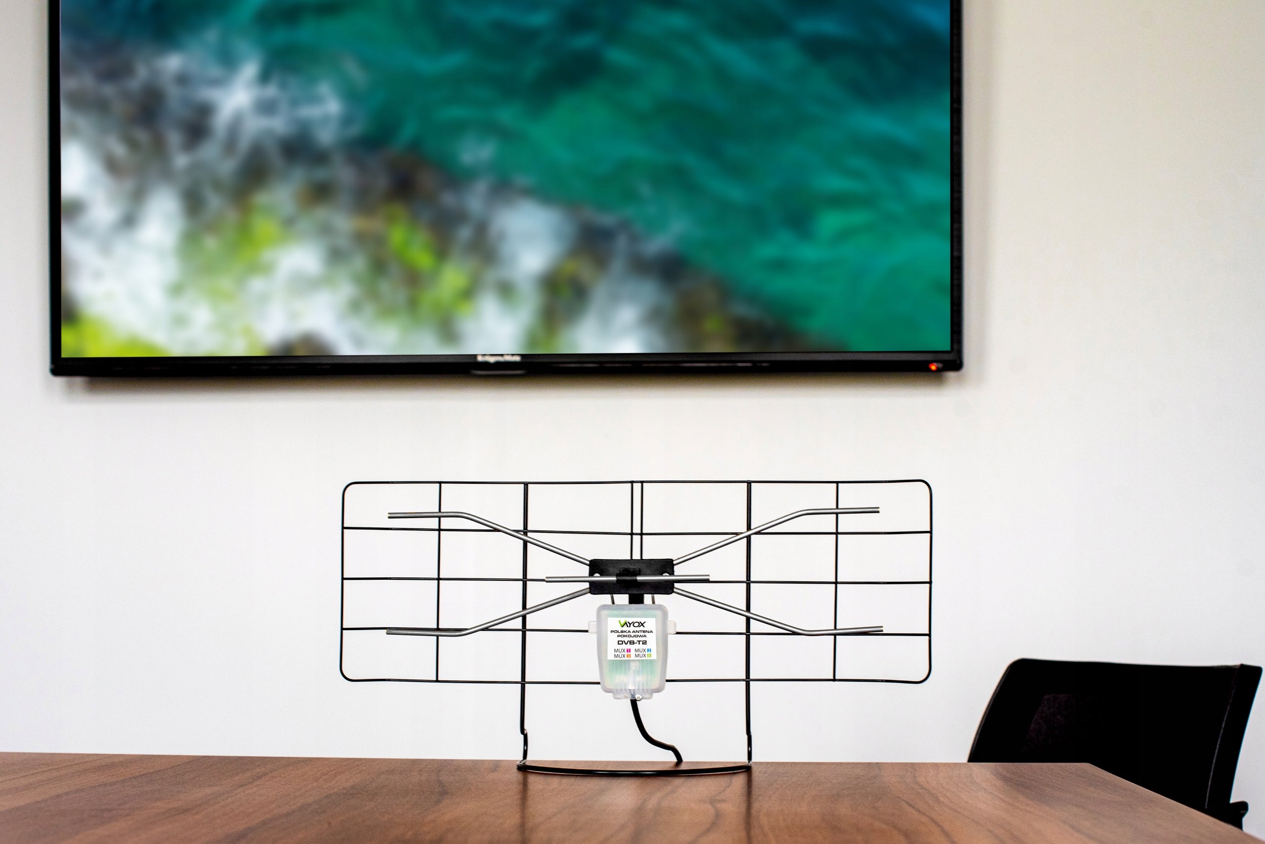 THE MOST POWERFUL DVB-T2 TV ANTENNA ROOM Poland MUX8 4K STRONG SIGNAL VAYOX Packaging status original