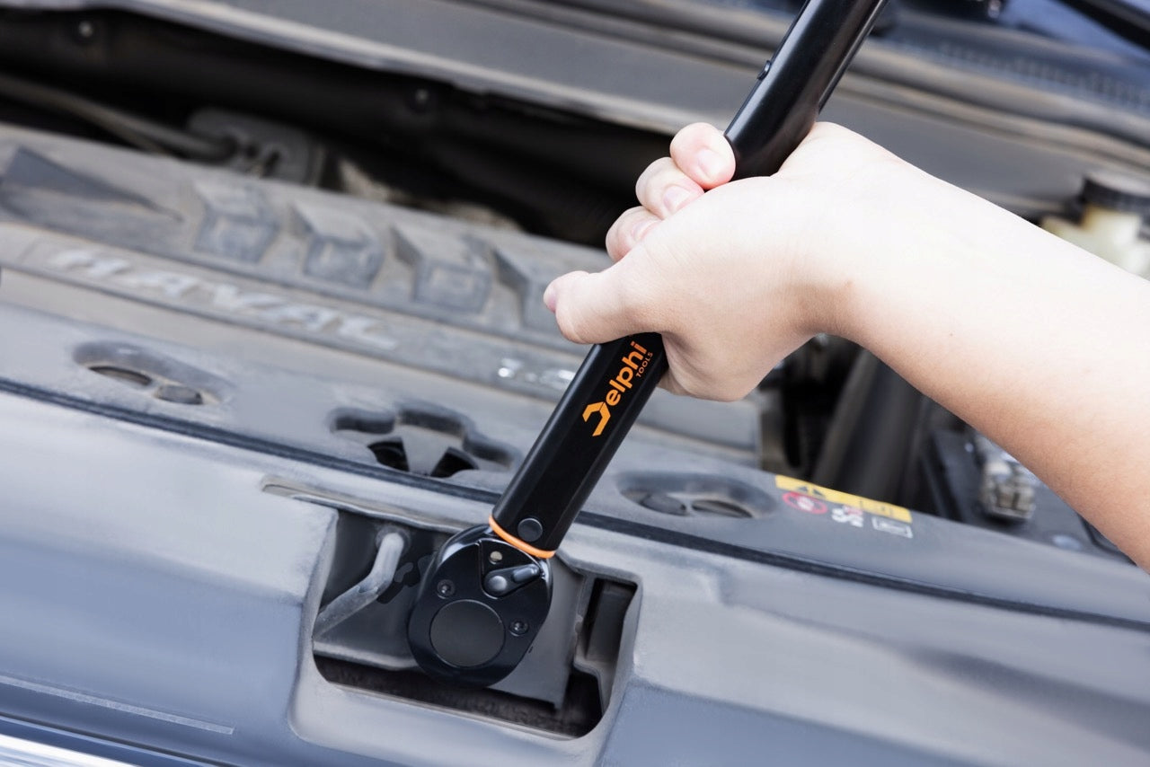 TORQUE WRENCH 1/2 28-210Nm CrMO & CrV FOR WHEELS CALIBRATION CERTIFICATE EAN (GTIN) 5905108472337