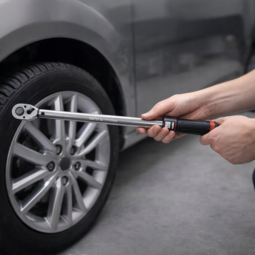 TORQUE WRENCH YATO 1/2'' 20-220Nm 481mm + SUITCASE Manufacturer code YATO_YT_07605