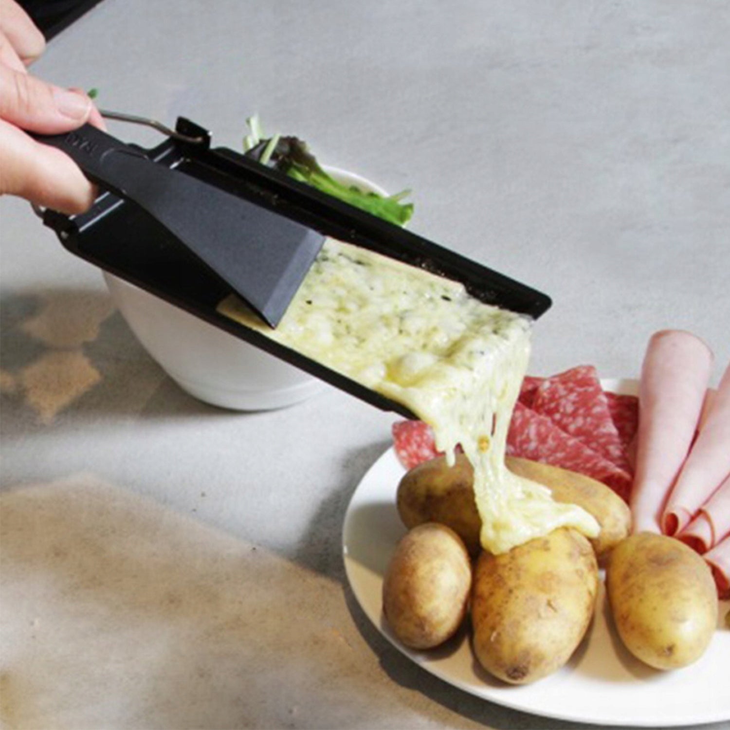 TRADITIONAL NON-STICK CHEESE MELTING GRILL SET 19x9.8x7 CM Packaging status original