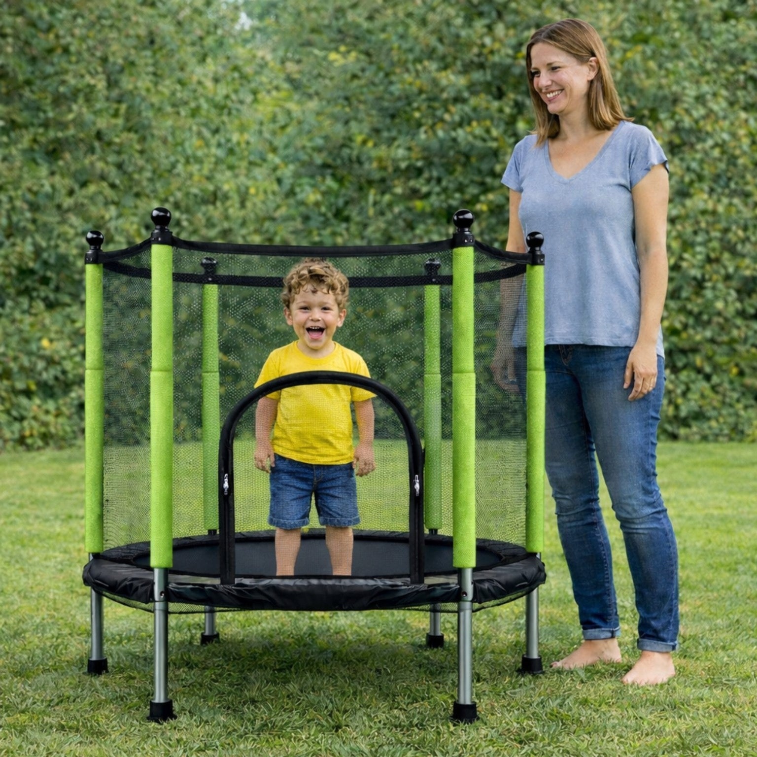 TRAMPOLINE FOR CHILDREN SMALL 110X140CM GREEN GARDEN WITH SAFETY NET Brand Ikonka