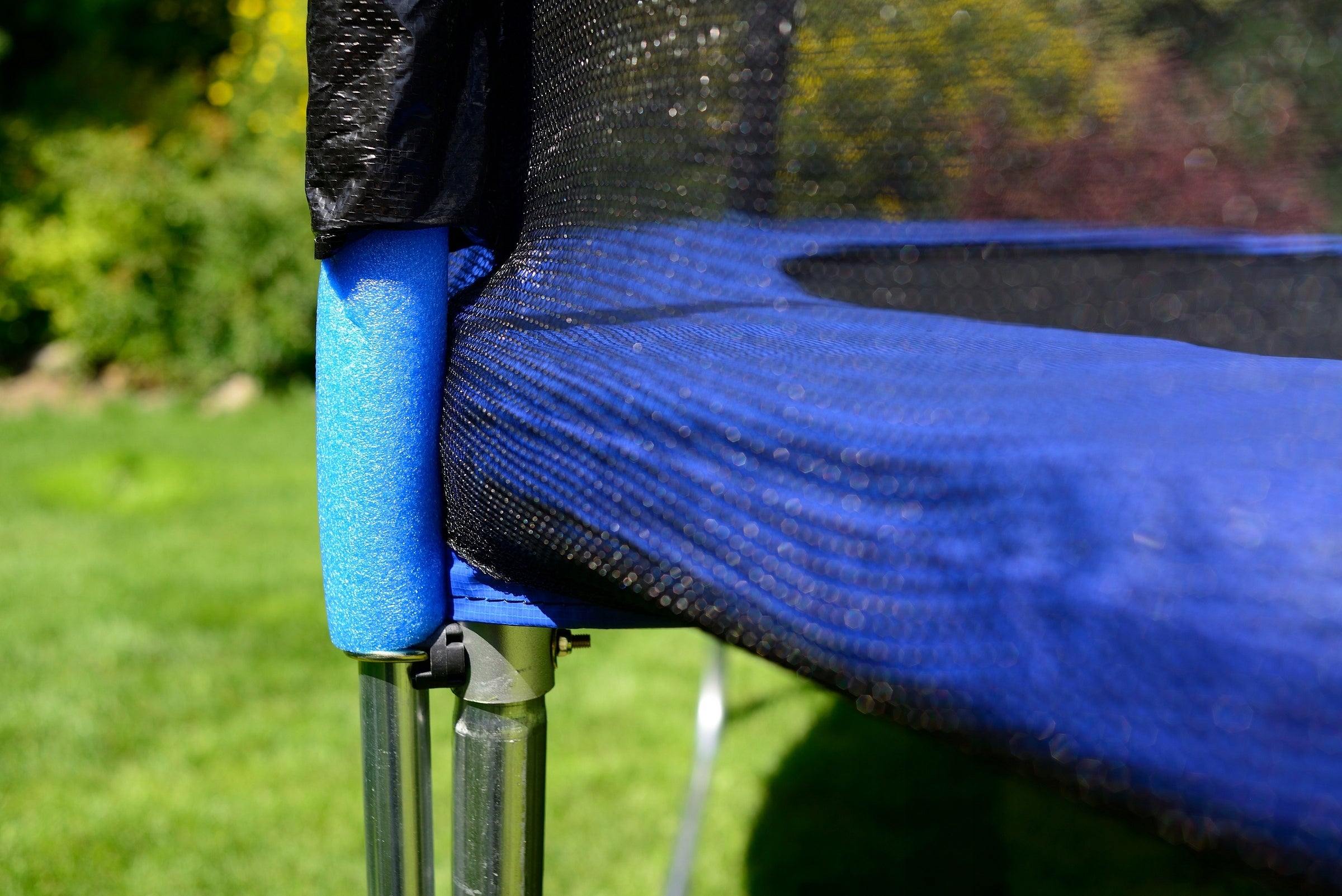 TRAMPOLINE WITH NET SAFE DURABLE SOLID FOR CHILDREN GARDEN NEW Net height 180 cm