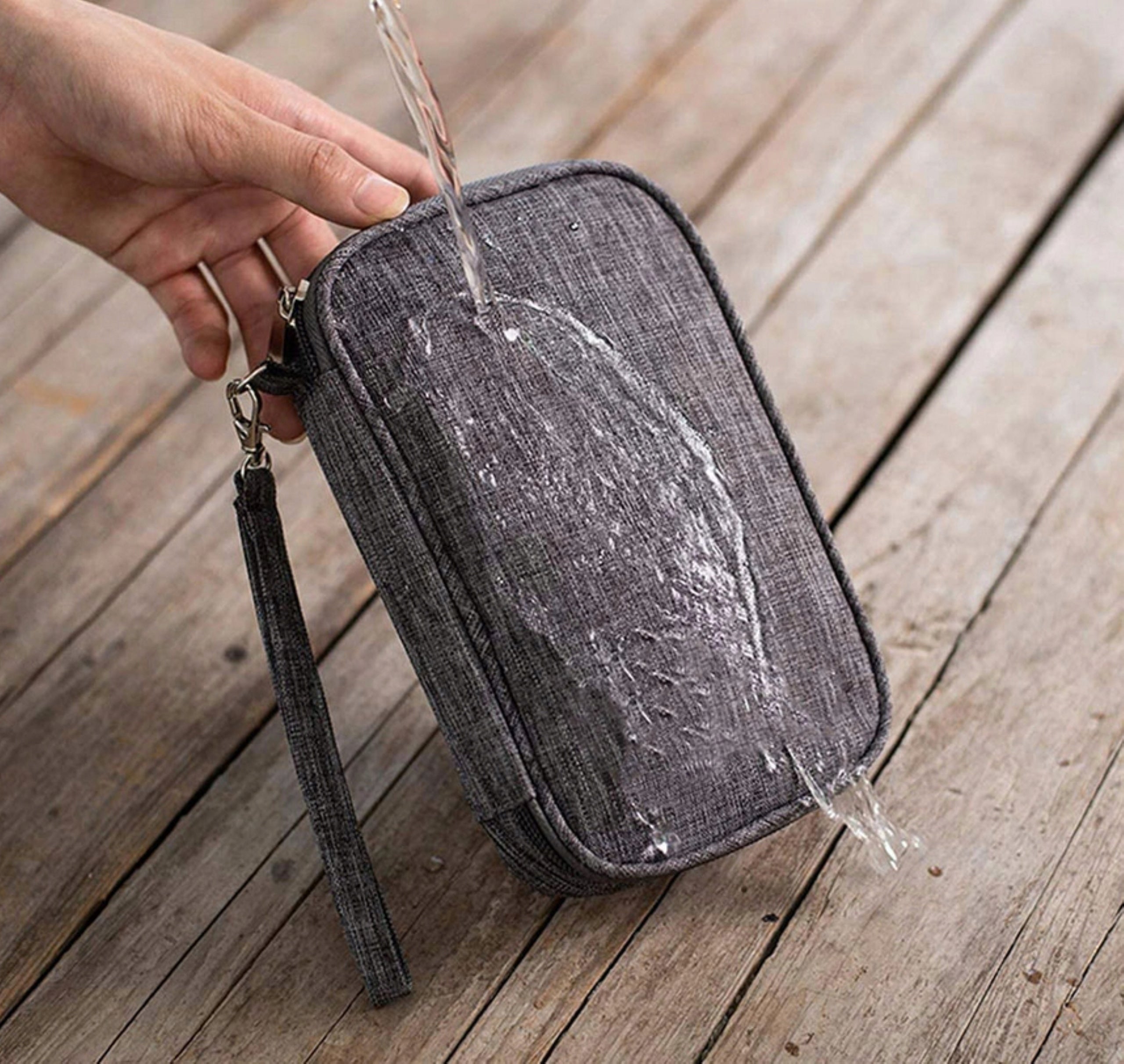 TRAVEL ORGANIZER FOR POWERBANK CHARGER CABLES Packaging status original