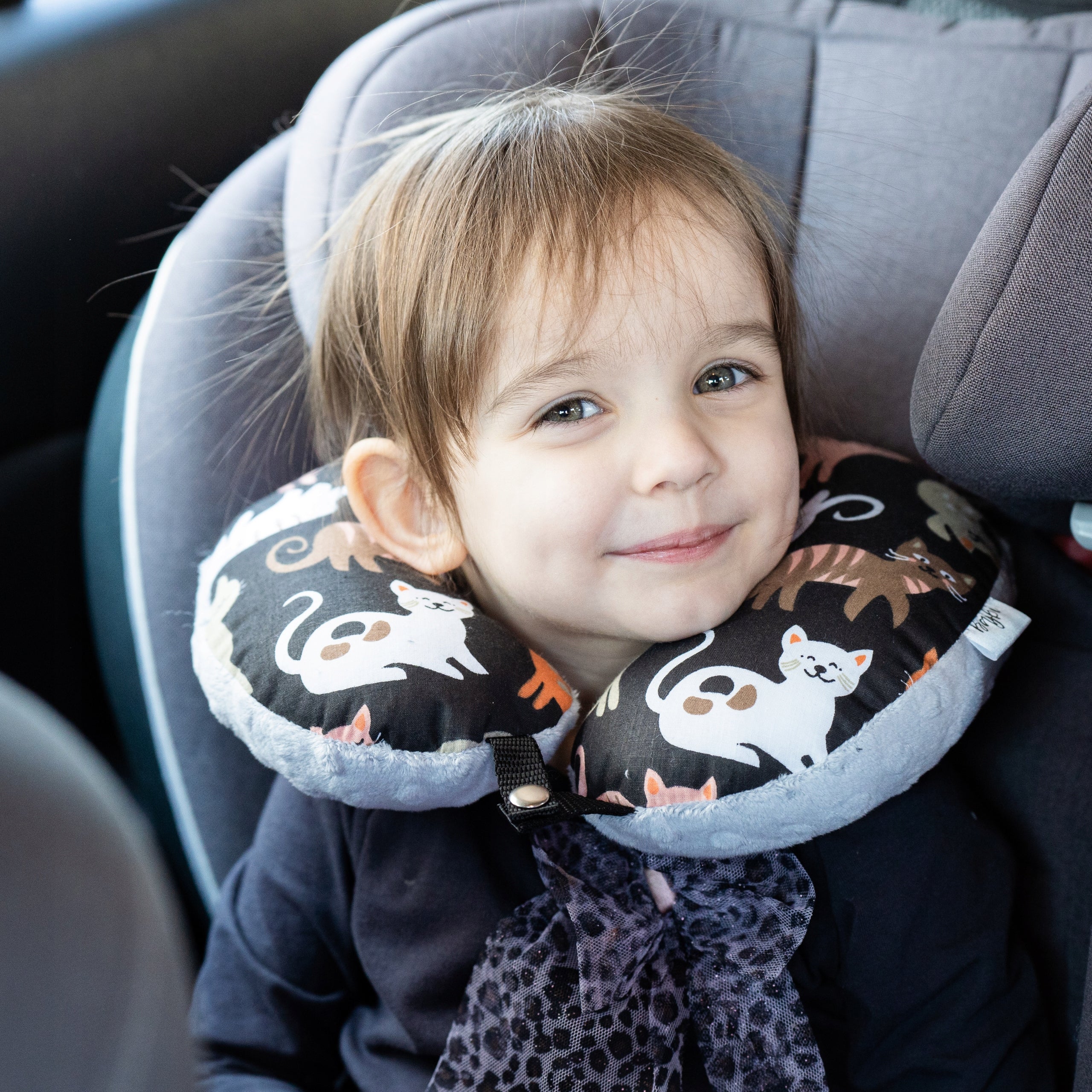 TRAVEL PILLOW TOURIST NECK CROISSANT FOR CHILDREN AIRPLANE CAR EAN (GTIN) 5904119944192
