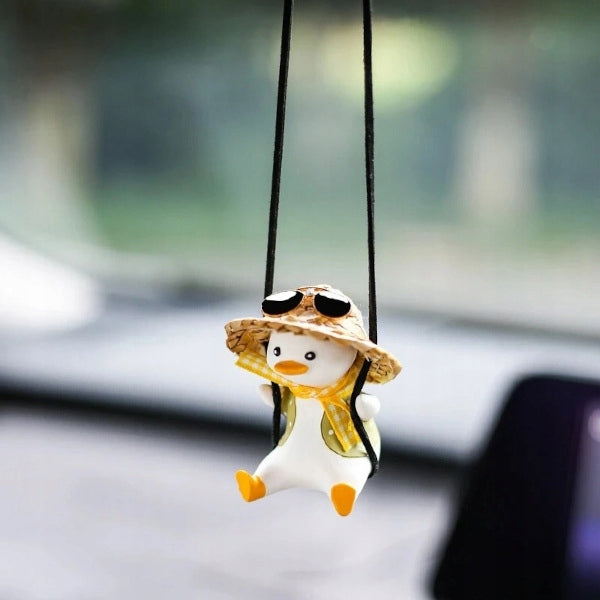 TRAVELER DUCK PENDANT DECORATION FOR CAR HOME OFFICE DECORATIVE DUCK Packaging status original