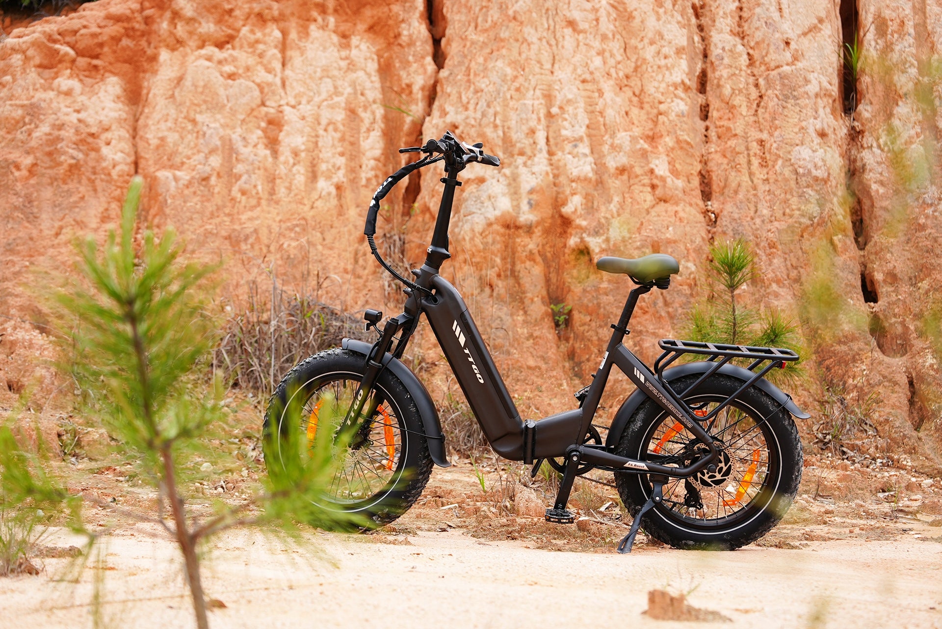 TTGO F6 Boost Electric City Bike 250W 48V18AH 25KM/H 140KM 20" 70NM Folding Model TTGO F6 Boost 250W 70NM 48V 18AH 25km/h 140KM 20"