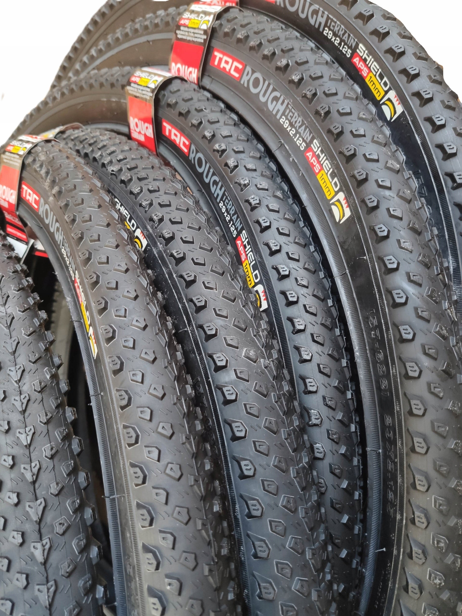 TYRE 29x2.125 (57-622) TRC YN1136 ROUGH TERRAIN 1mm anti-puncture OPPORTUNITY