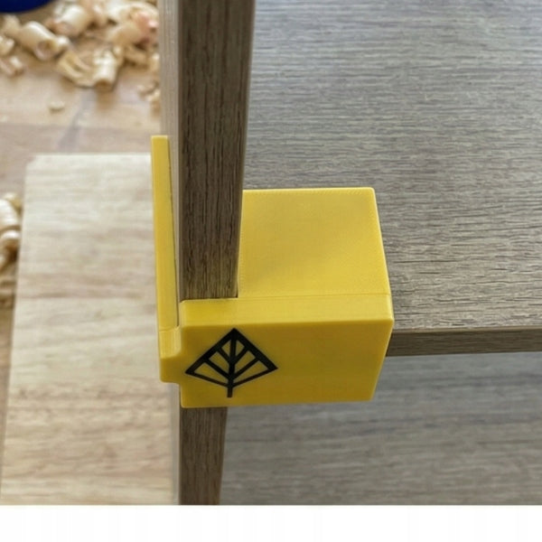 Template for determining the center of the soy plate 18 mm - furniture fitting Brand no brand