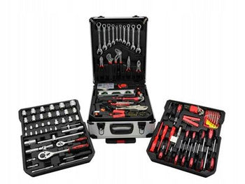 Tool case with equipment Keys in workshop case 187el