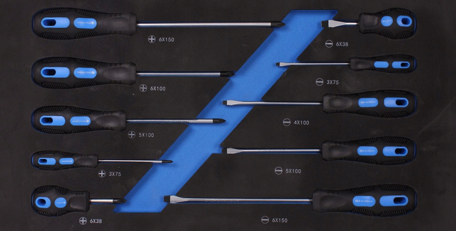 Tool case with tool set - 97 elements Product weight with unit packaging 25 kg