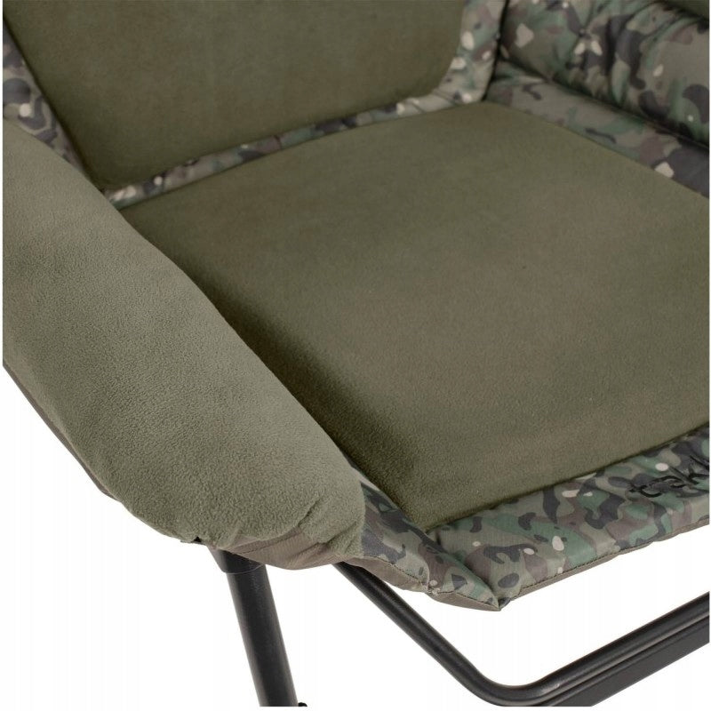 Trakker Levelite Camo Colossus Chair Manufacturer code 217618