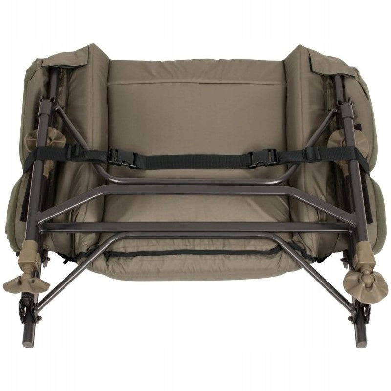 Trakker Levelite Camo Colossus Chair Product weight with unit packaging 7.5 kg