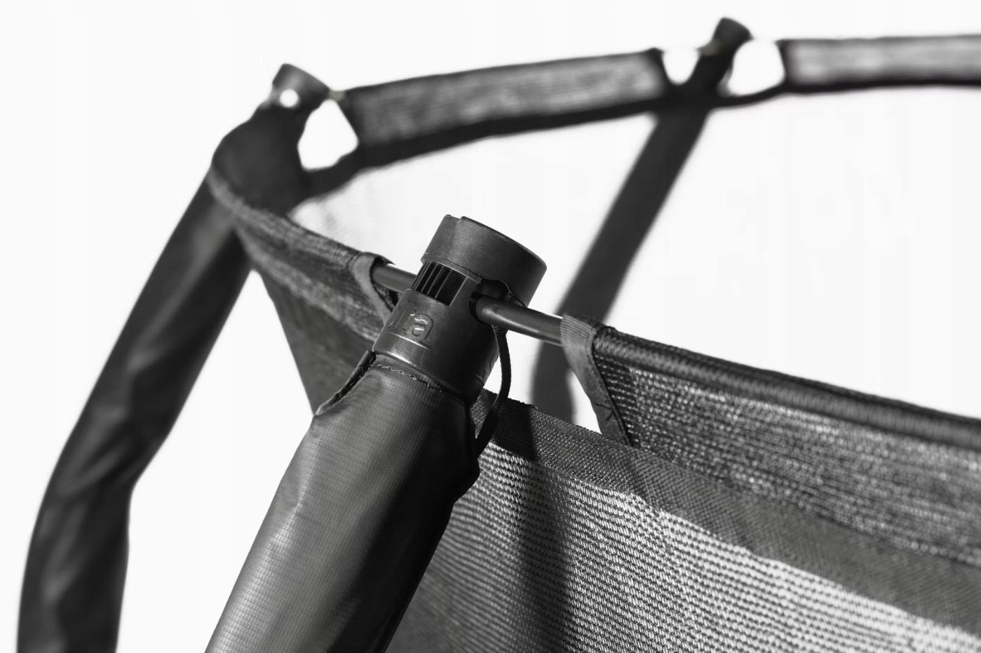 Trampolína se sítí Salta 140 cm (průměr 140 cm)