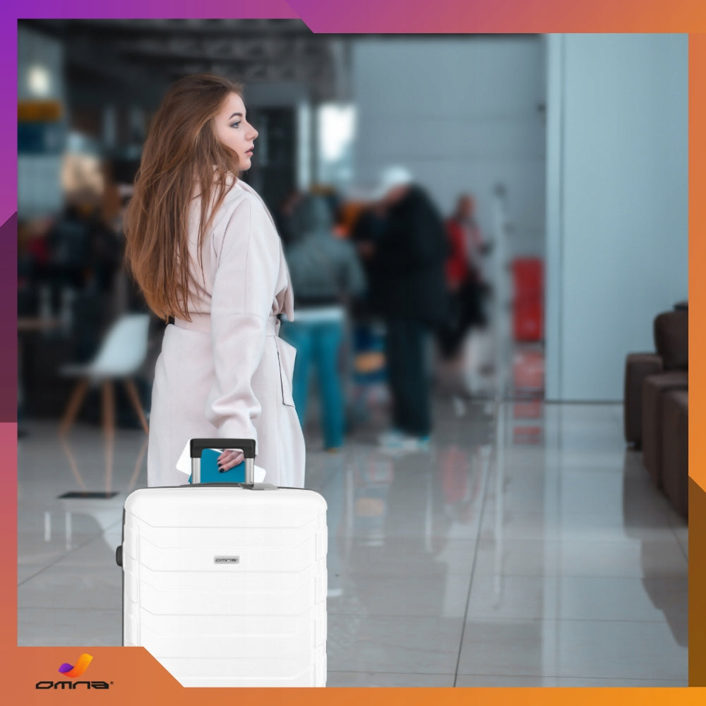 Travel suitcase on wheels medium polycarbonate case for girls 63L Brand Omna