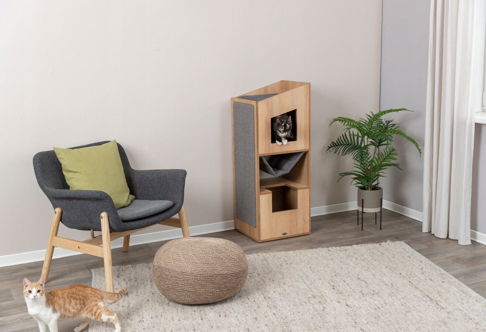 Trixie CityStyle, standing scratching post, for cat, brown grey, 105 cm Manufacturer code TX-44725