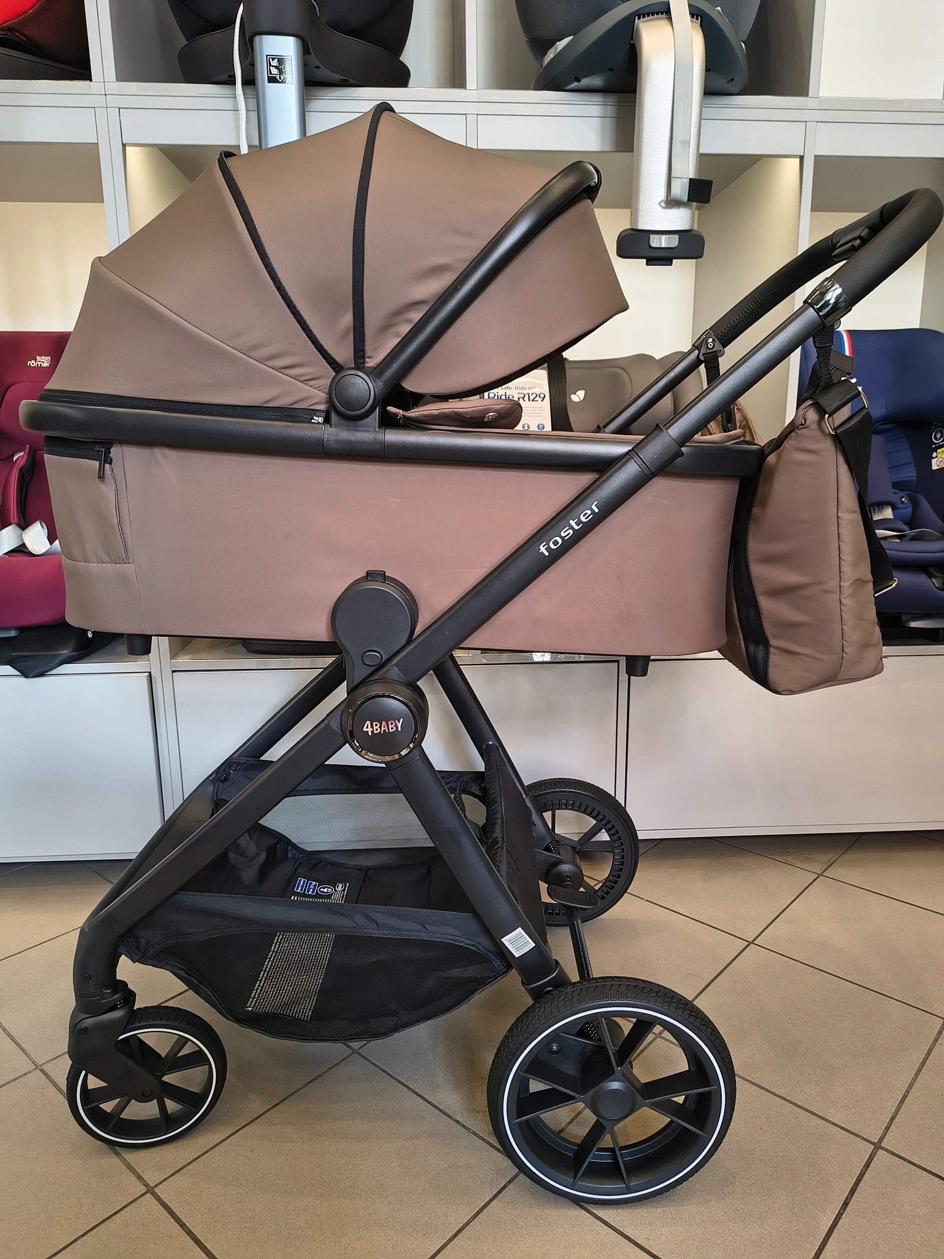 Trolley 2in1 front rear 4Baby 2IN1 Foster Mokka Manufacturer code 5901691959903
