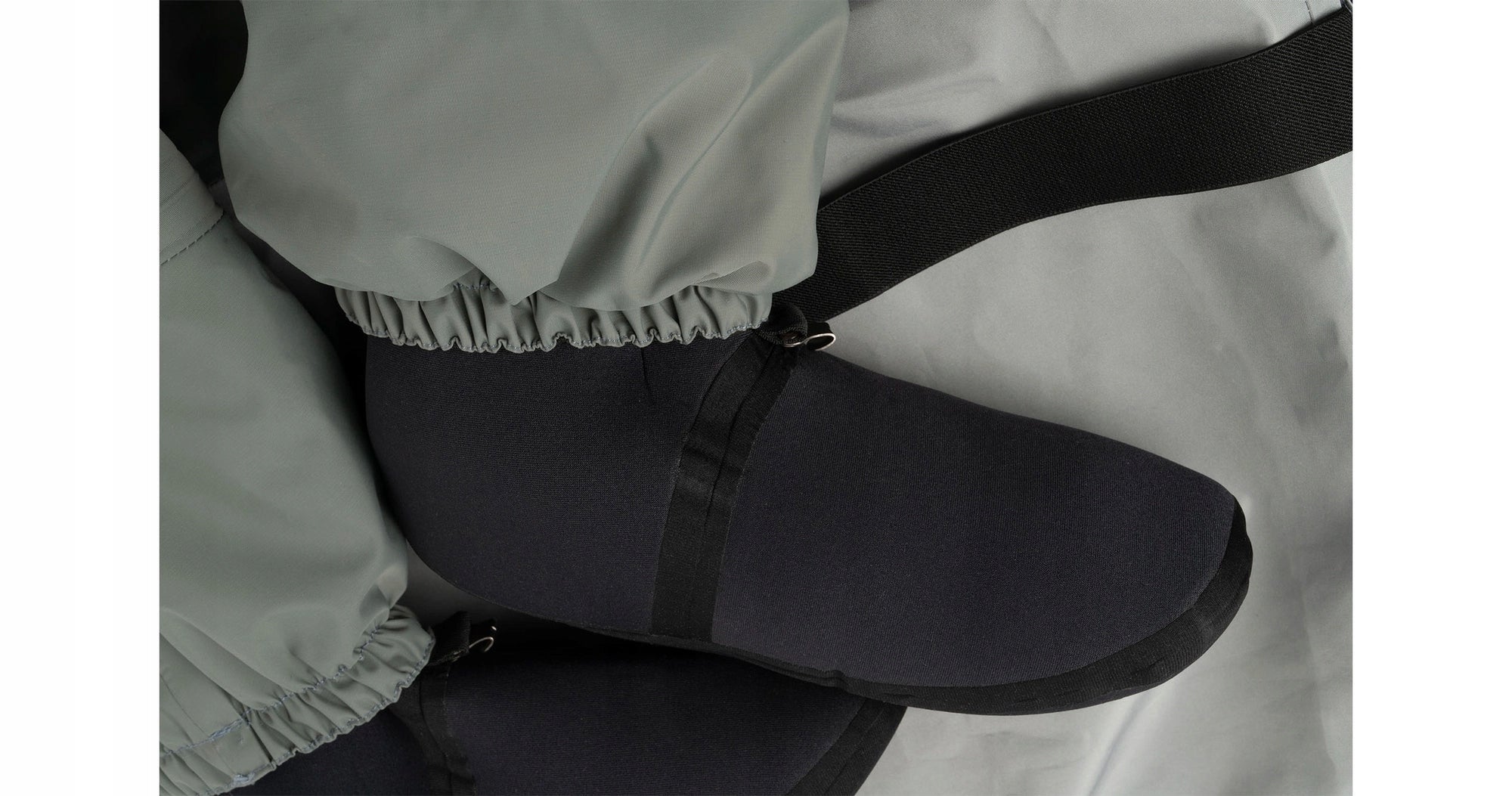 Trousers MIKADO breathable with neoprene sock- size. M - op.1kpl. Brand Mikado