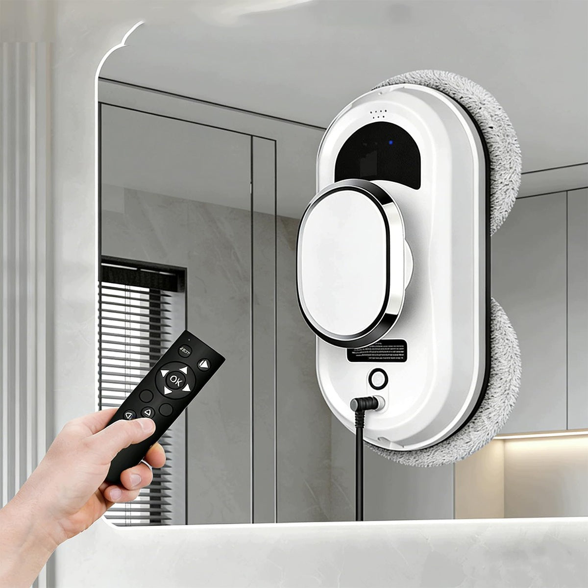 ULTRA-THIN WINDOW CLEANING ROBOT WITH ELECTRIC REMOTE CONTROL 5600PA Brand no brand
