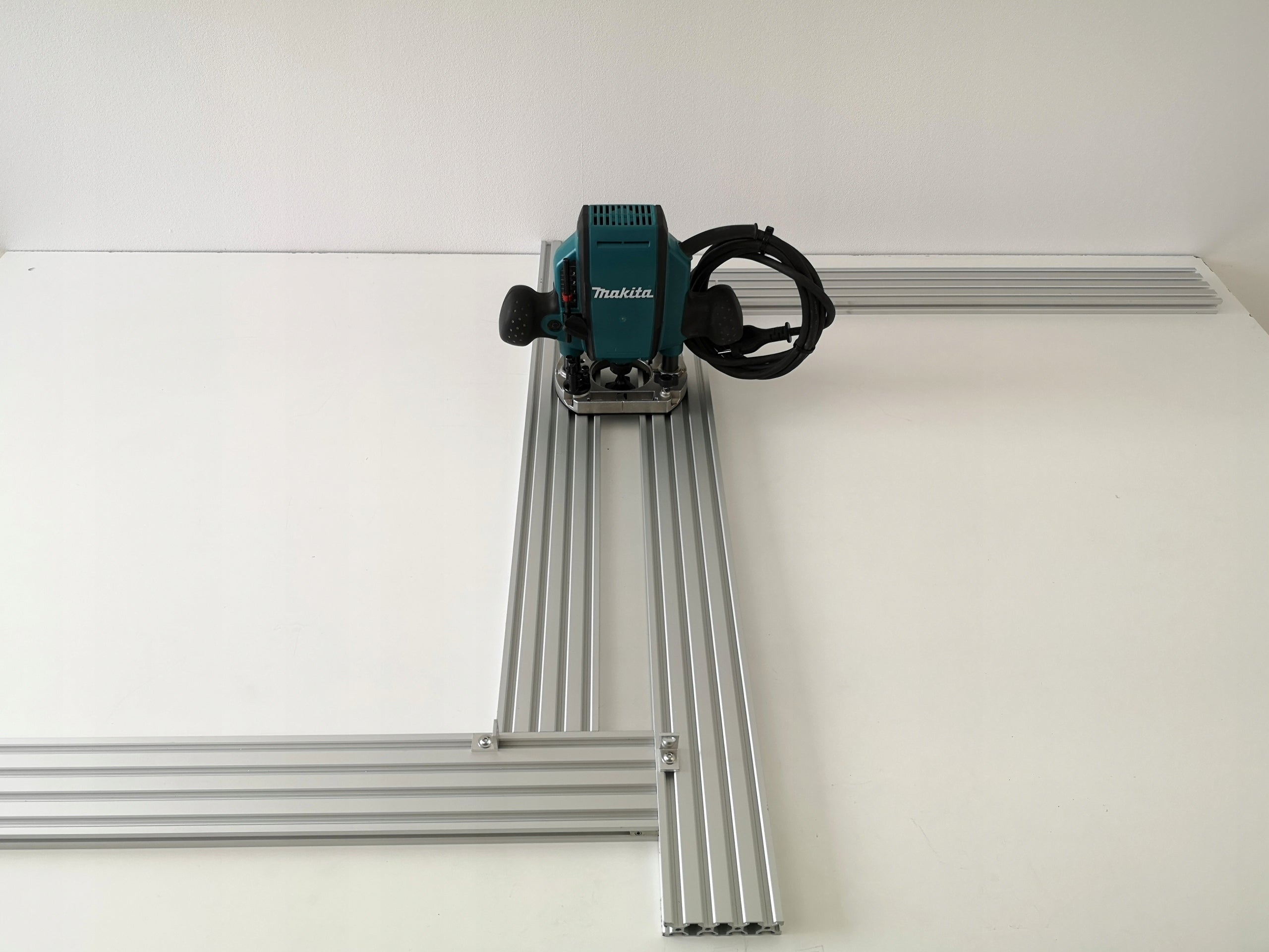 UNIVERSAL ADJUSTABLE MILLING TEMPLATE 1100x800mm ALU PROFILES. 2080