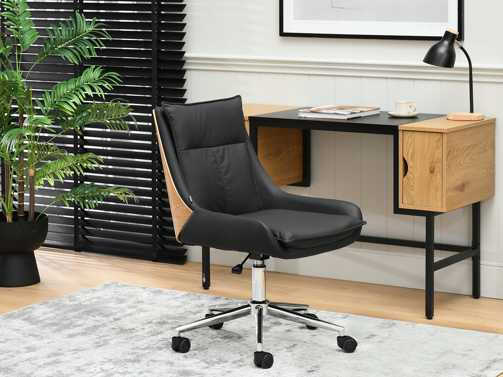 UPHOLSTERED SWIVEL CHAIR FOR OFFICE BLACK FAUX LEATHER OAK LEON LEG CHROME Manufacturer code 5907698696766