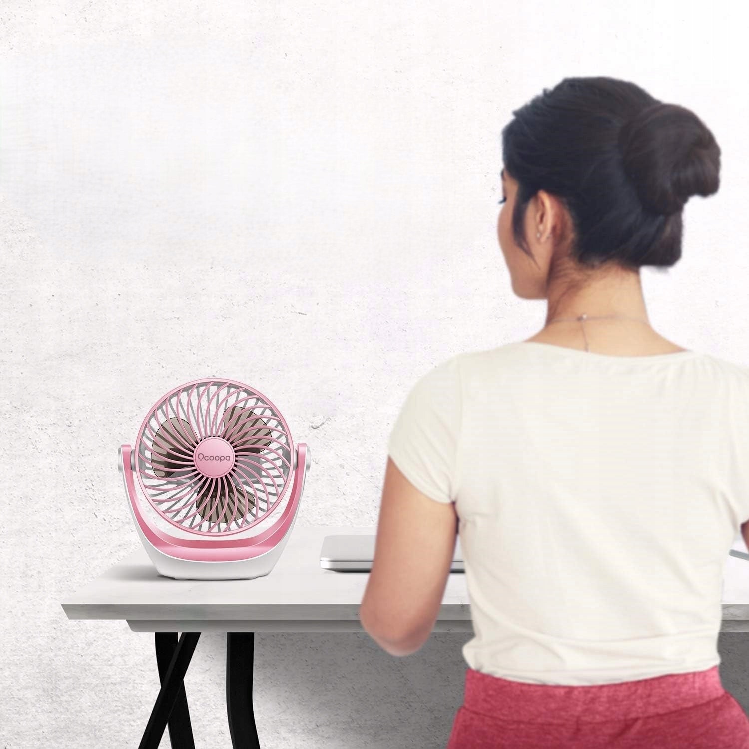 USB 360° Desk Fan, 3 Speeds, Quiet, Portable, Pink Manufacturer code P2015/R3