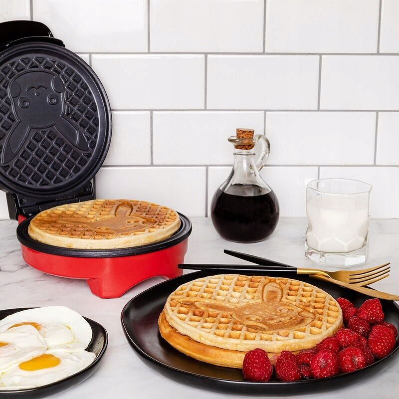 Uncanny Brands - Electric Waffle Maker Pikachu - Official Pokém Product Model Pokemon Pikachu