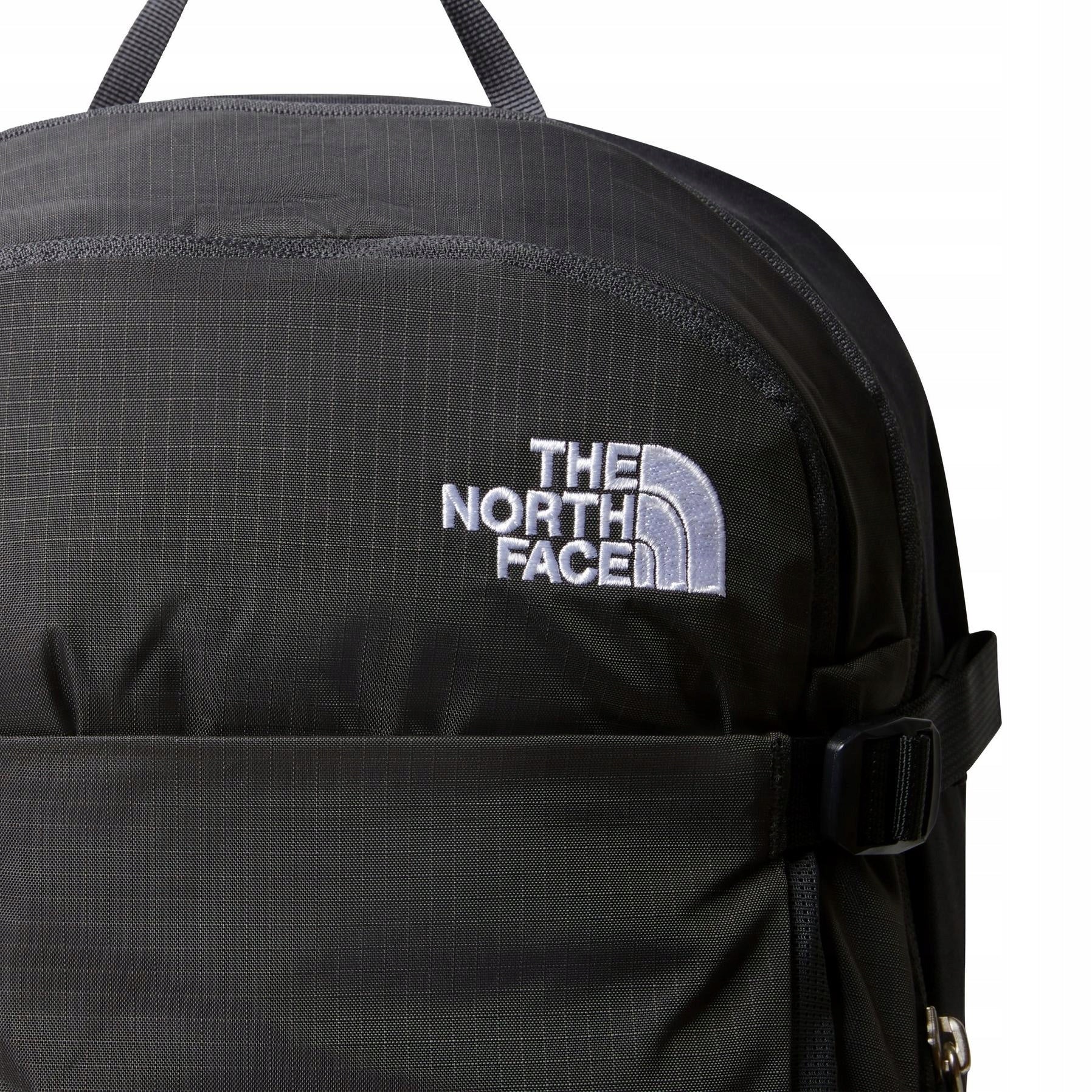 Unisex city backpack The North Face BASIN 15 black NF0A87SJ4GZ Color black