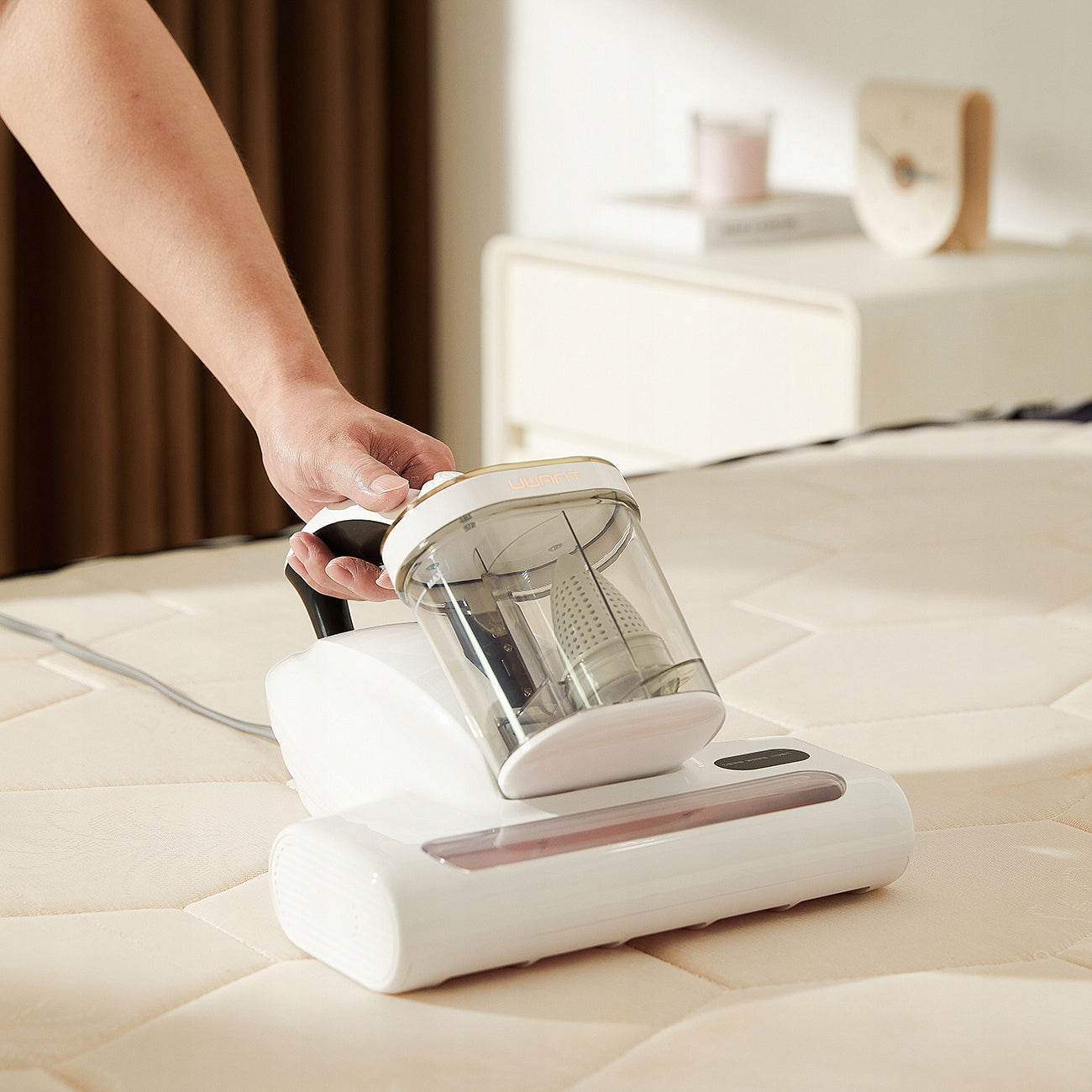 VACUUM CLEANER FOR DUST MITES FOR UVC UPHOLSTERY HANDHELD ULTRASOUND 65°C UWANT M600 Packaging status original