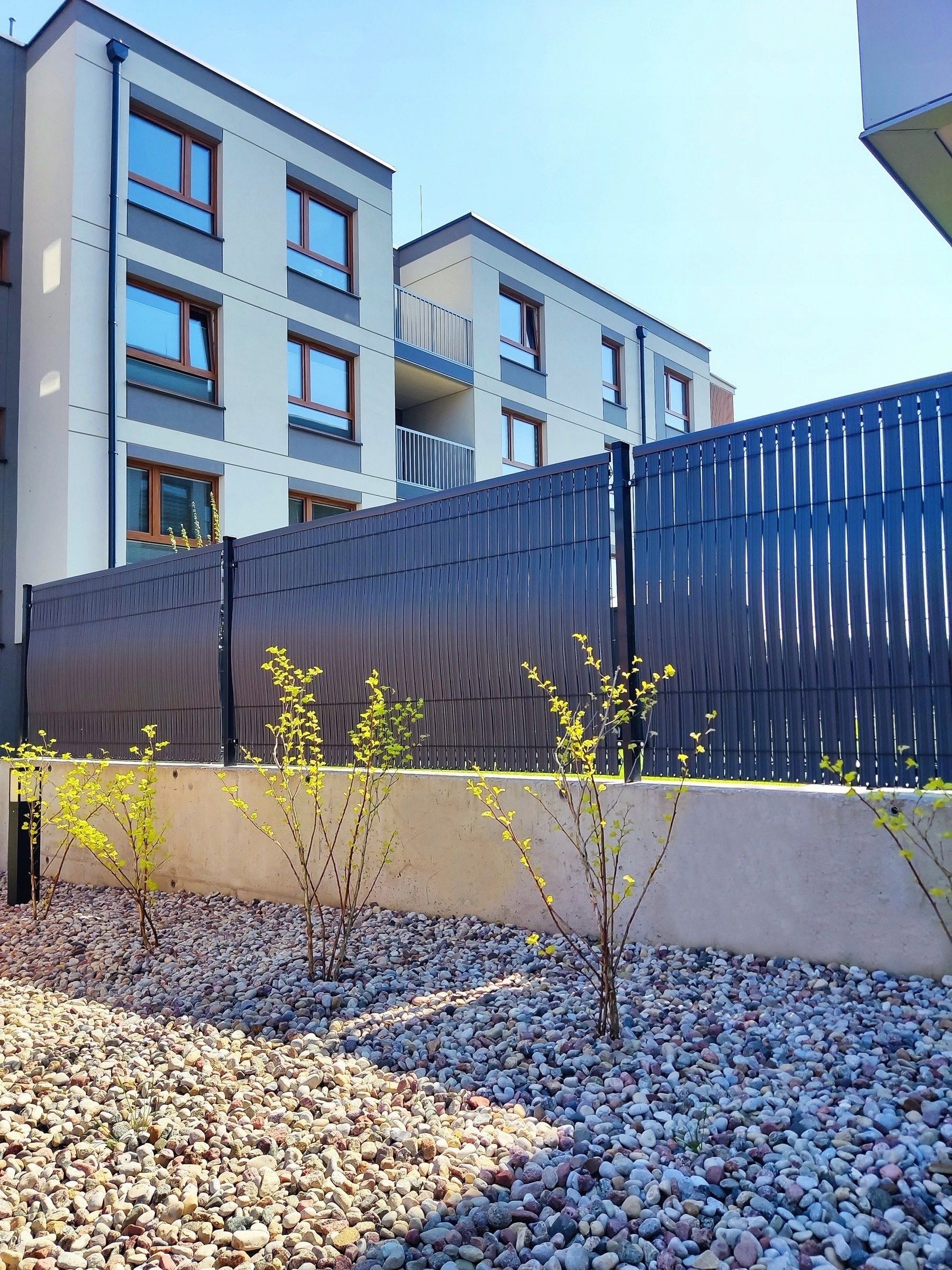 Vertical narrow fence strips 44-62mm 153x250cm RD05 Anthracite RAL 7016 EAN (GTIN) 5907085551647