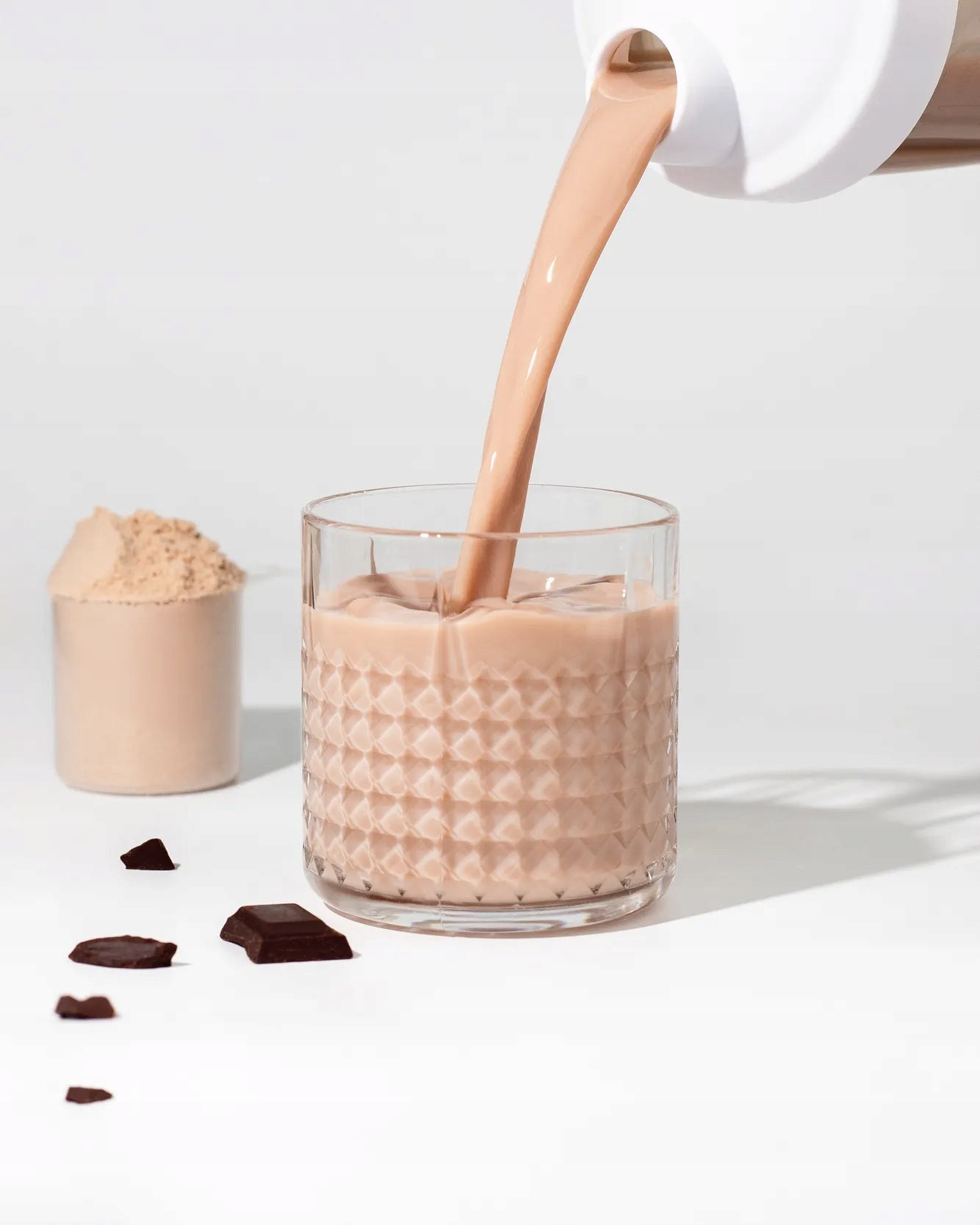 Vilgain Grass Fed Whey Protein CHOCOLATE Protein Conditioner with Cow Milk 1kg Expiration date not specified