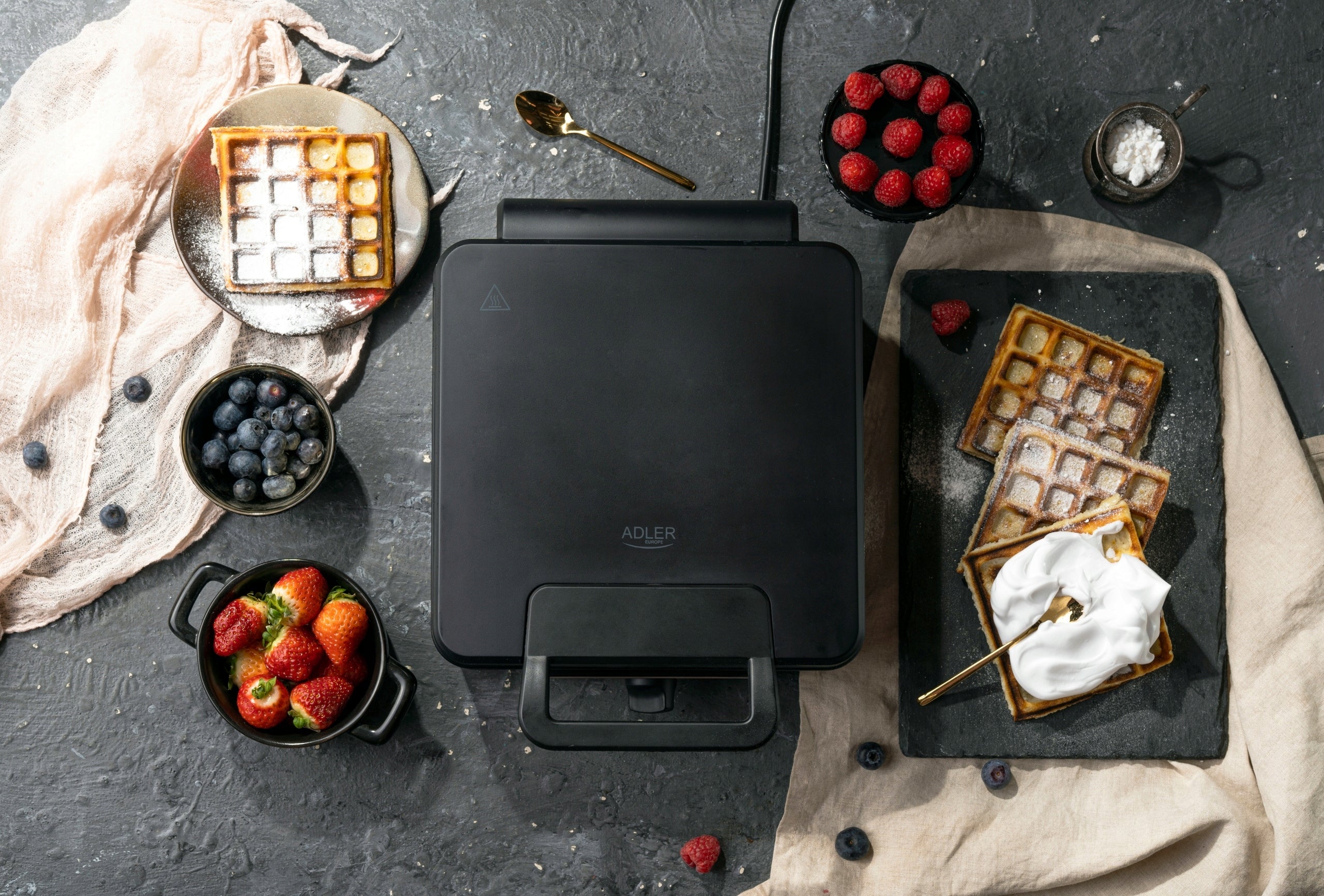 WAFFLE MAKER HIGH POWER 1800W 4 CRISPY WAFFLES AD3049 Power rating 1800 W