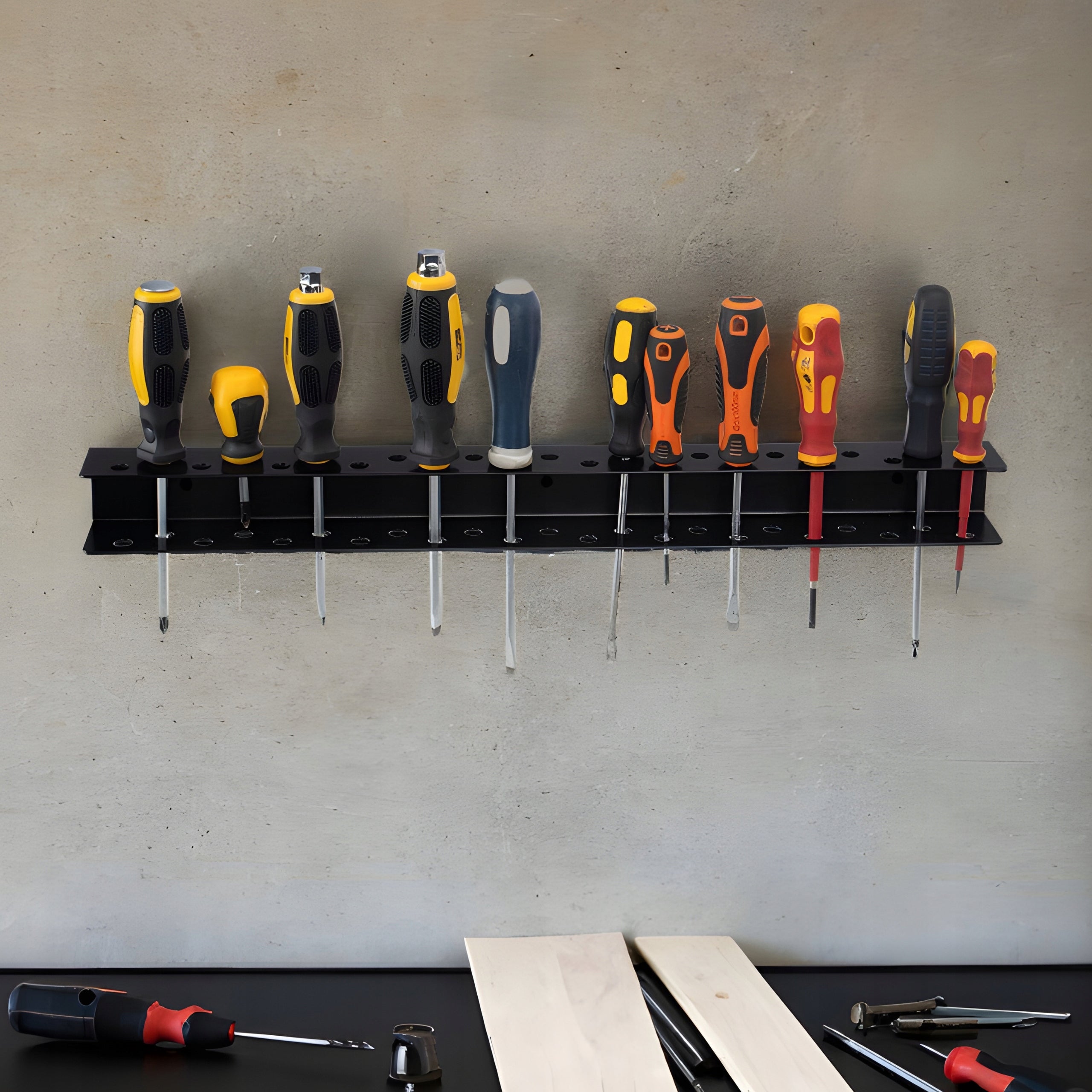 WALL Hanger for SCREWDRIVERS with Holes WRENCHES workshop tools strip Length 40 cm