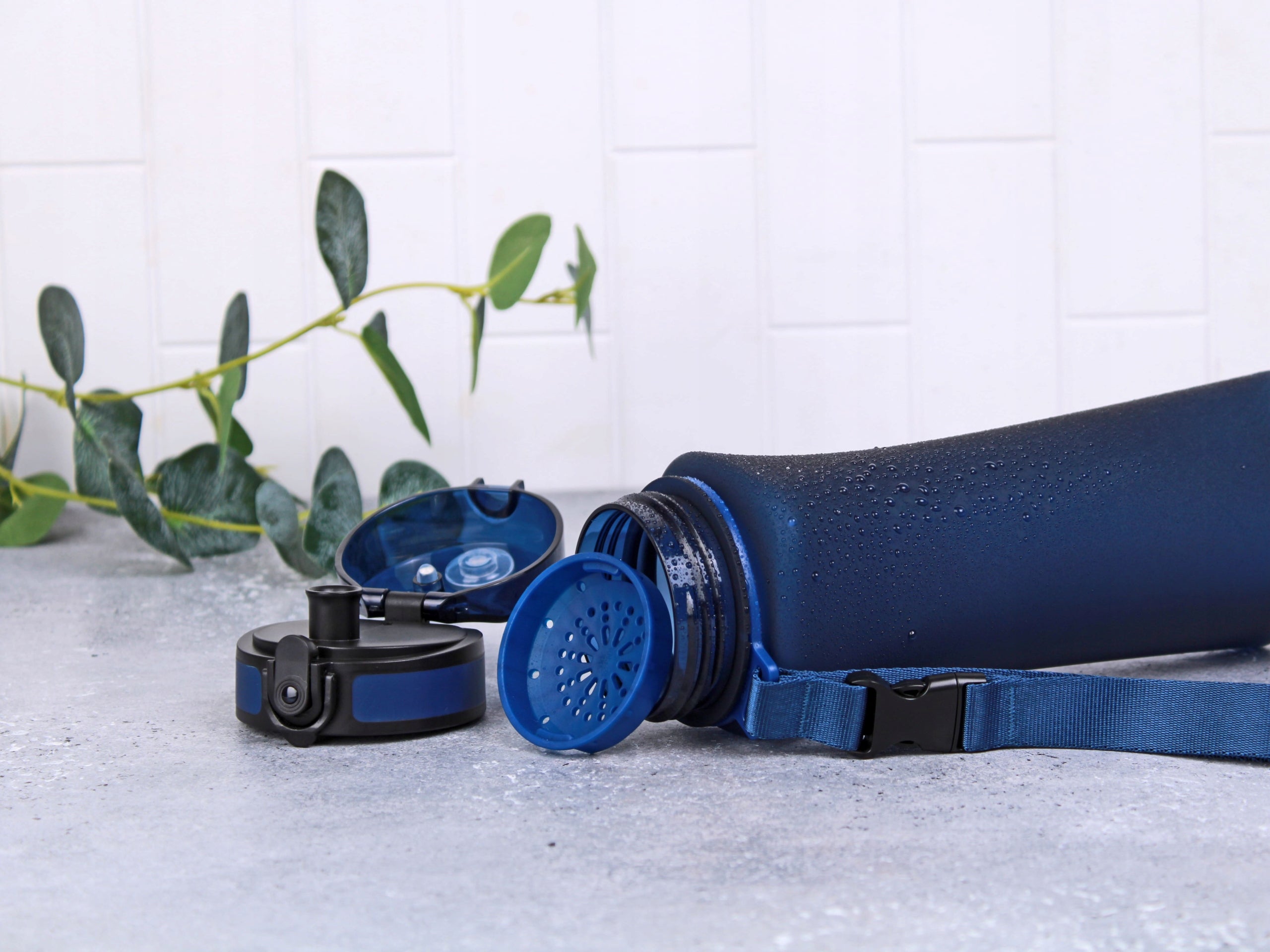 WATER BOTTLE 700ML SPORTS BOTTLE TRITAN DARK BLUE LIMITED EDITION Volume 700 ml