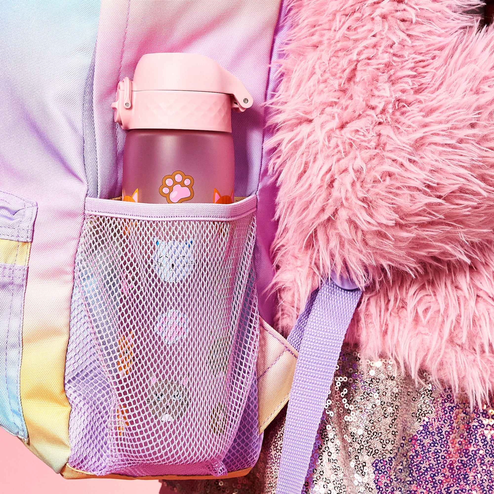 WATER BOTTLE FOR GIRLS FOR TRAINING FUNNY CATS PAWS ION8 0,5 l Model I8RF500PRCATS