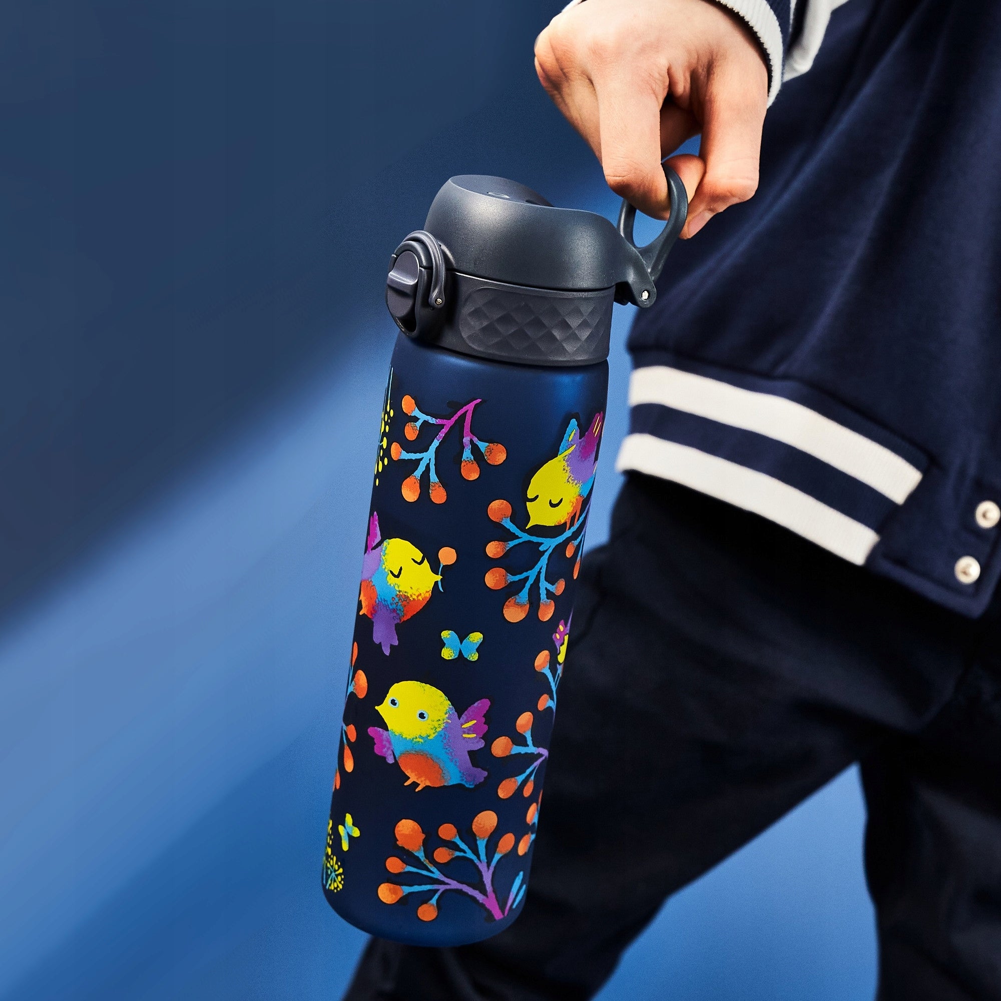 WATER BOTTLE - PZH CERTIFICATE- LIGHT BLUE PARROT BIRDS - ION8 0,5 L 500 ml Volume 500 ml