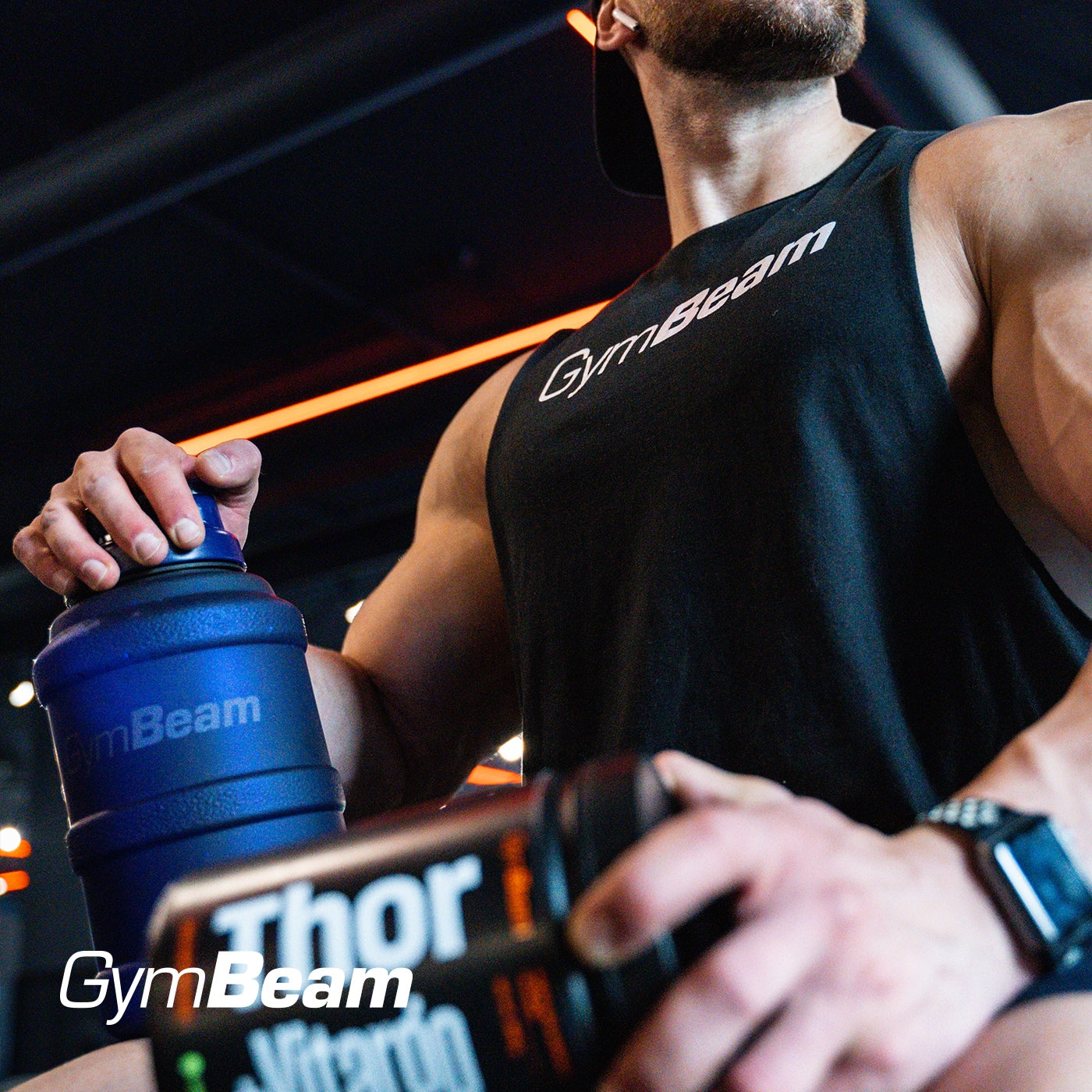 WATER BOTTLE SEALED GYM - GymBeam 2.5l black Additional features handle