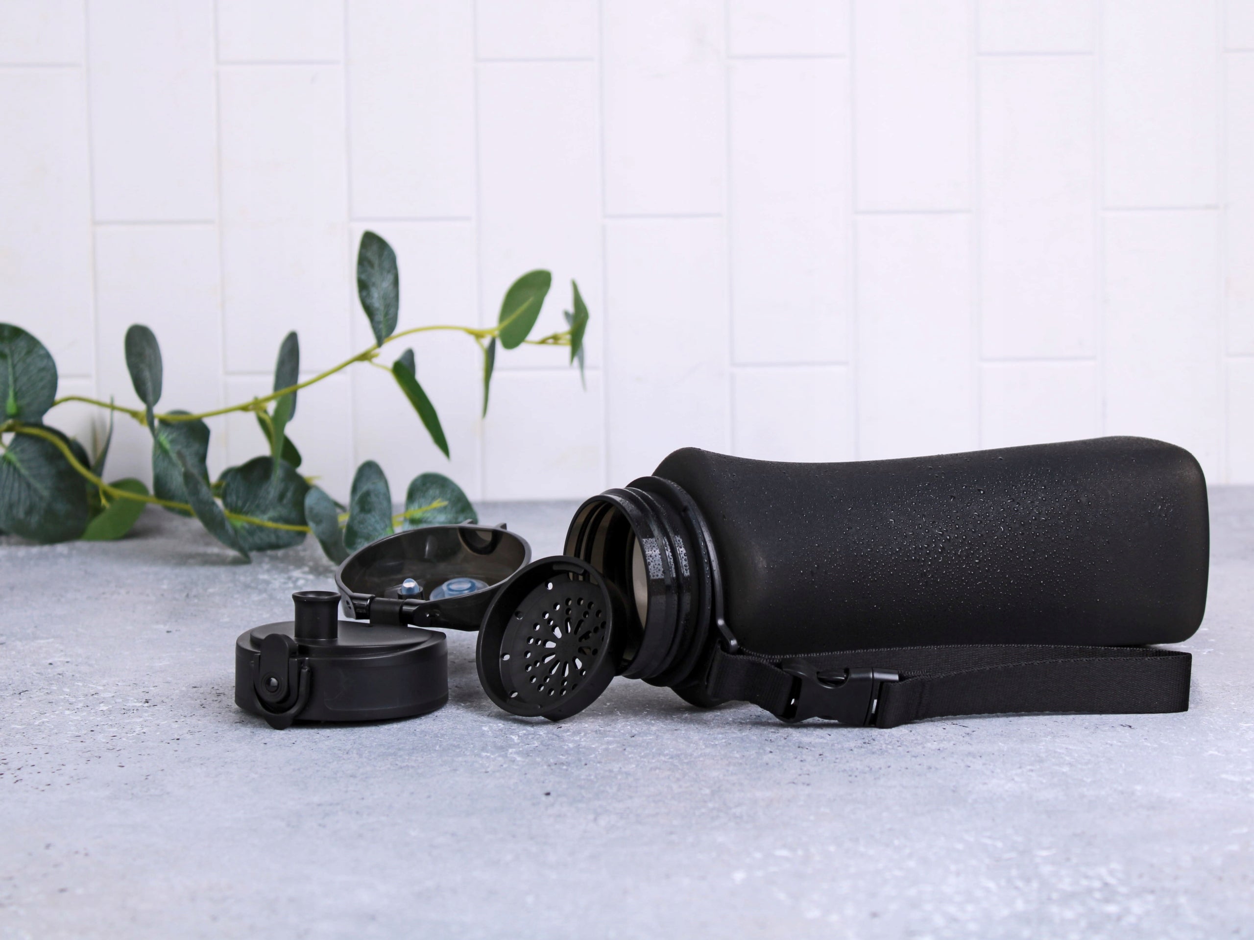 WATER BOTTLE TRITAN 700ML SPORTS BLACK LIMITED EDITION Color black