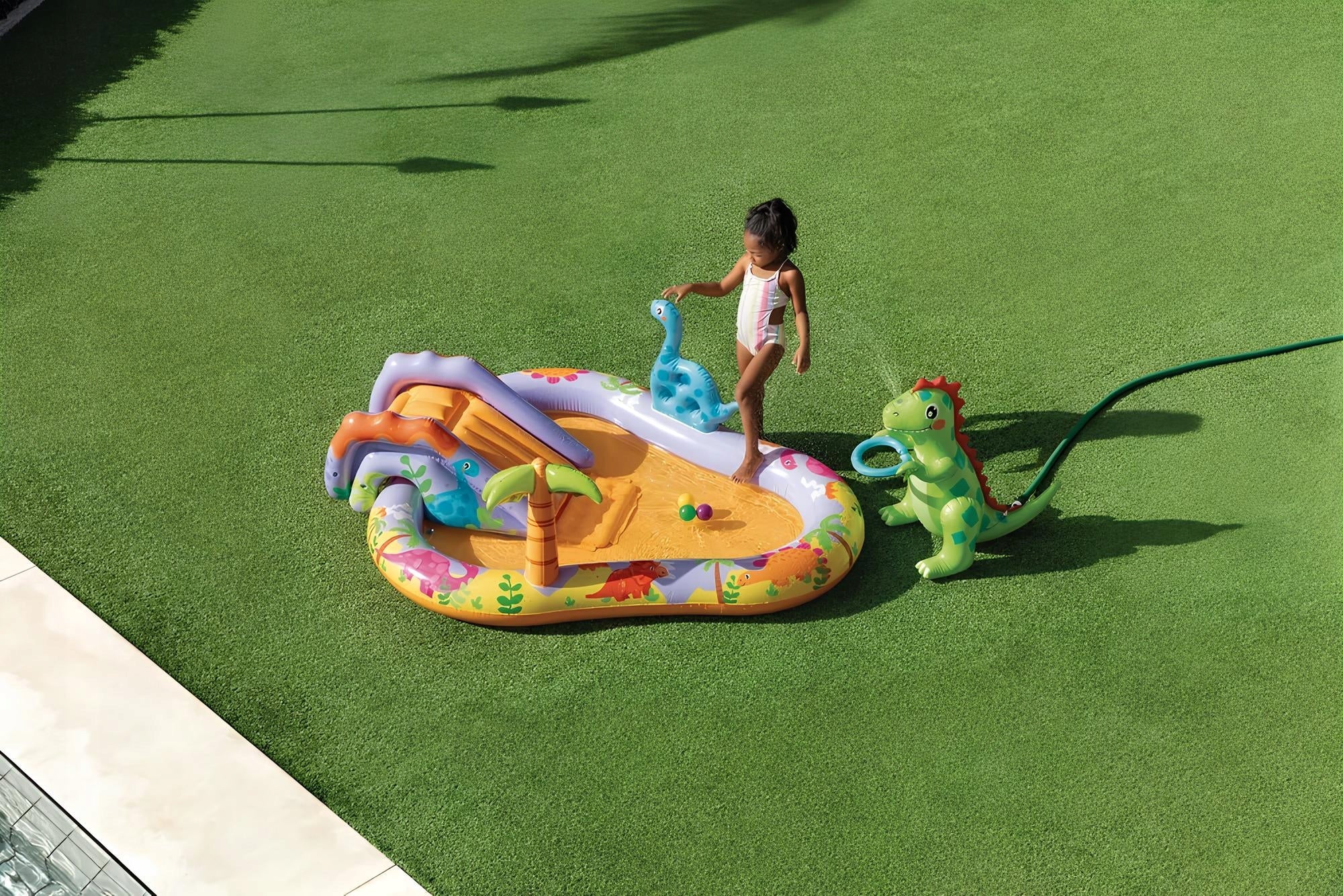 WATER PLAYGROUND DINOSAURS 201x157x69 cm - INTEX 56139 model 2026 Manufacturer code 56139