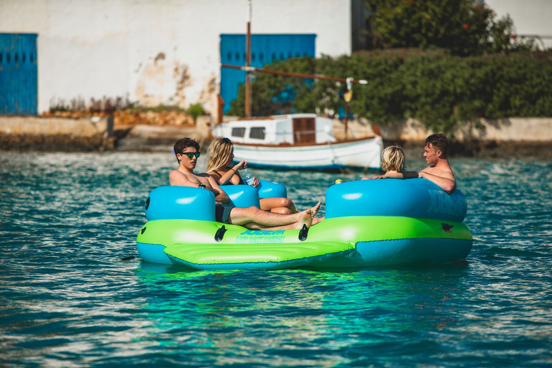 WATER PUMPED MATTRESS JOBE LODGE FLOATING Inflatable PONTOON 4 people Brand Jobe