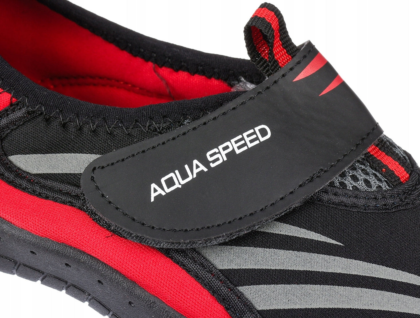 WATER SHOES SWIMMING ON THE BEACH SEA URCHINS REEF r. 42 Kind shoes