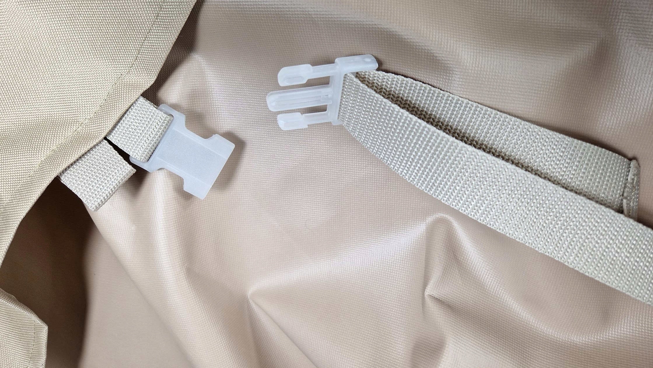 WATERPROOF Garden Chair Cover BEIGE Manufacturer code PKO DUR CAP