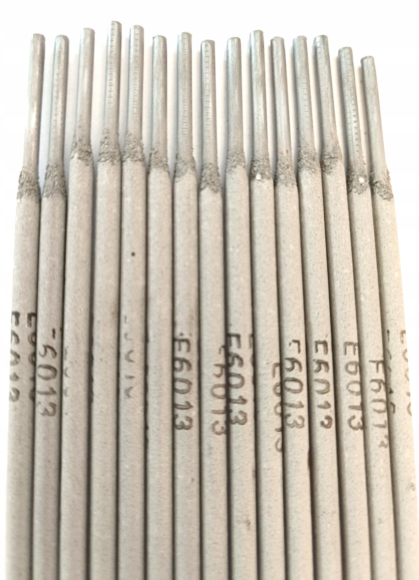WELDING ELECTRODES 2,5*300mm 2,5kg PINK RUTILE Customs tariff code 83111000