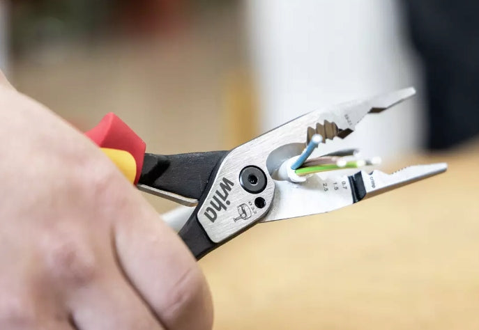 WIHA 45705 UNIVERSAL PLIERS INDUSTRIAL ELECTRIC 8w1 1000V VDE Manufacturer code 45705