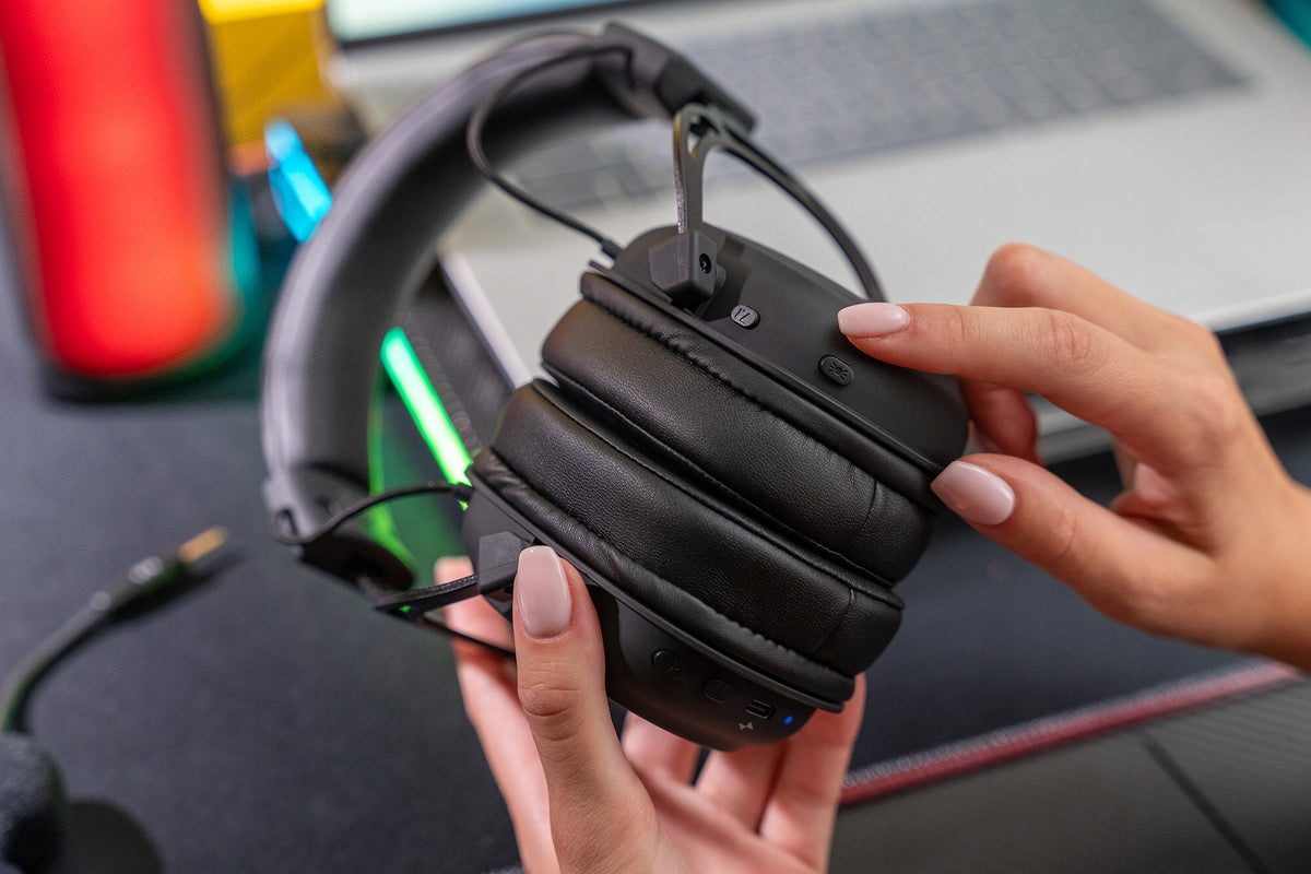 WIRELESS ON-EAR HEADPHONES MAD DOG GH950 GAMING RGB WITH MICROPHONE Packaging status original