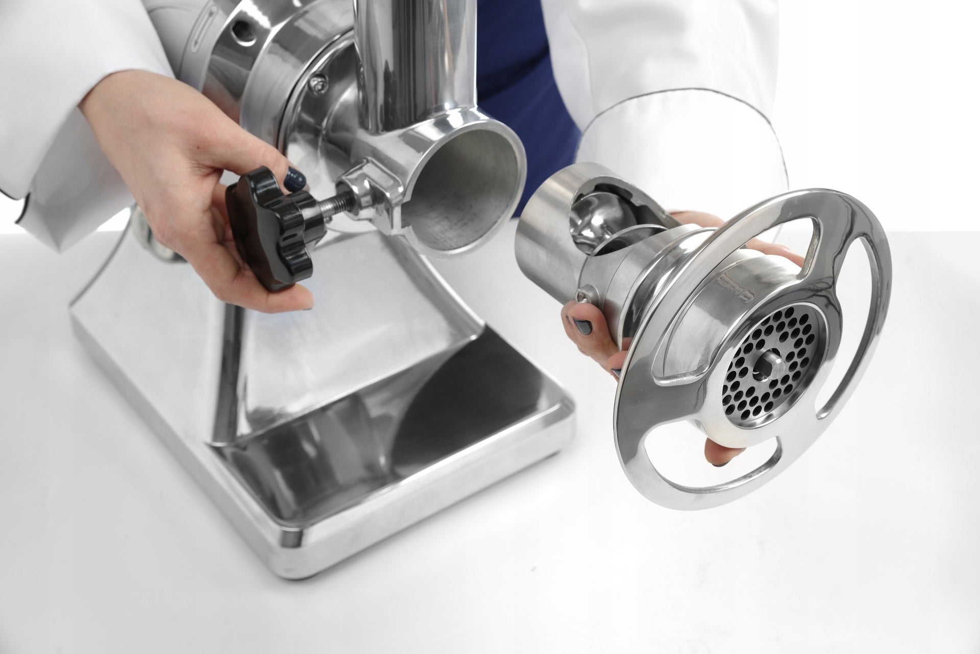WOLF MEAT GRINDER WITH JERKY HENDI Brand Hendi