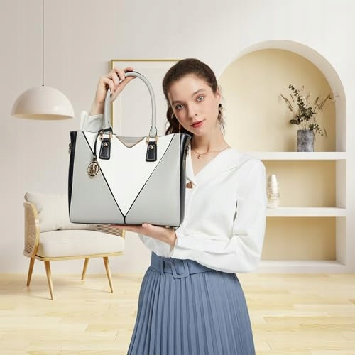 WOMEN'S SHOULDER BAG LEATHER PU SHAPE V LIGHT GREY FOR WOMAN Manufacturer code Bez marki