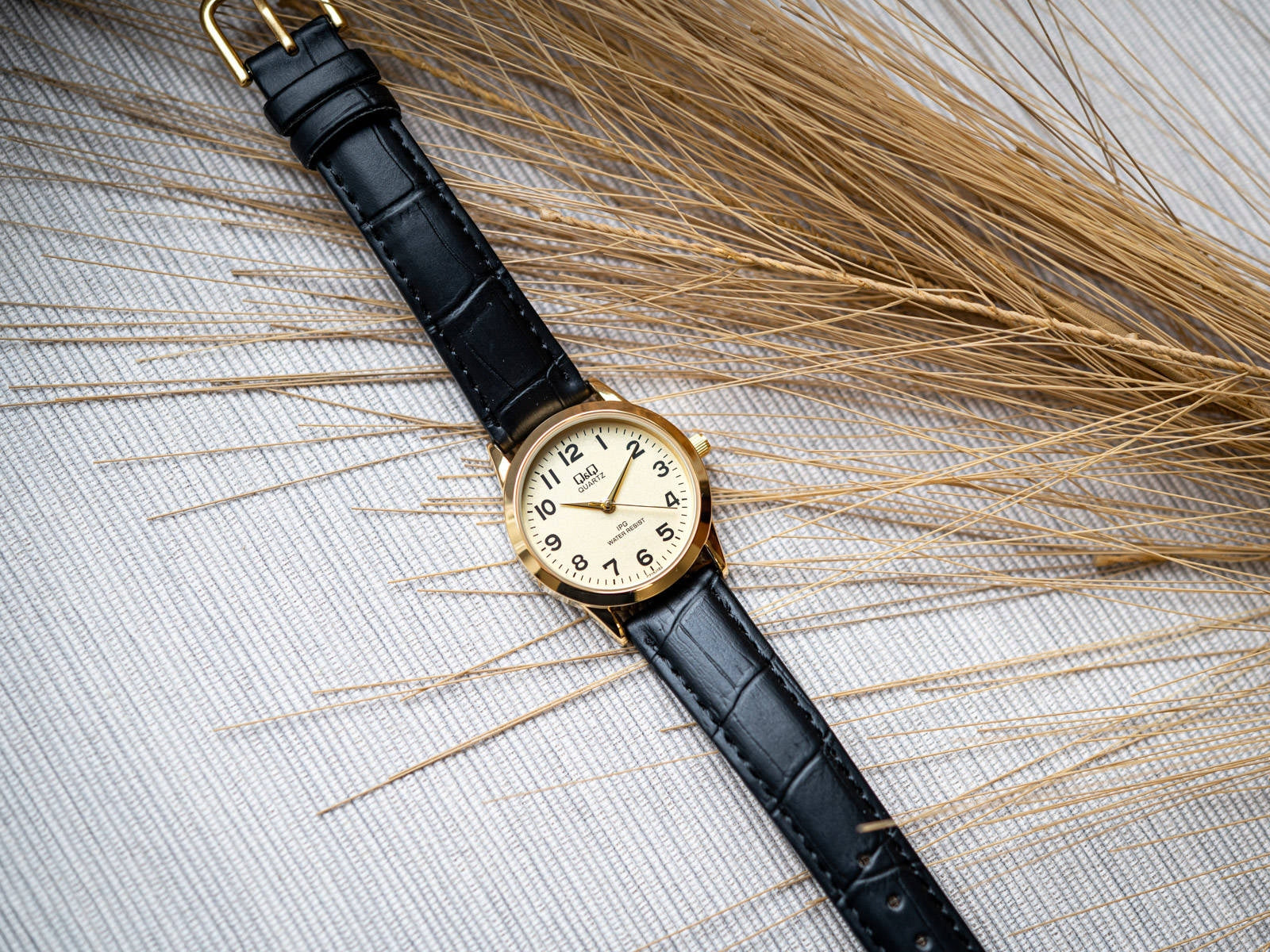 WOMEN'S WATCH QQ C215J103Y CLASSIC CASUAL Batteries included yes